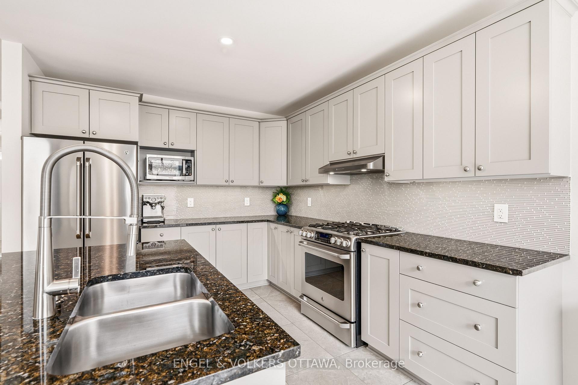 Photo 13 of 502 Caracole Way, Ottawa, Avalon East — HOMEH