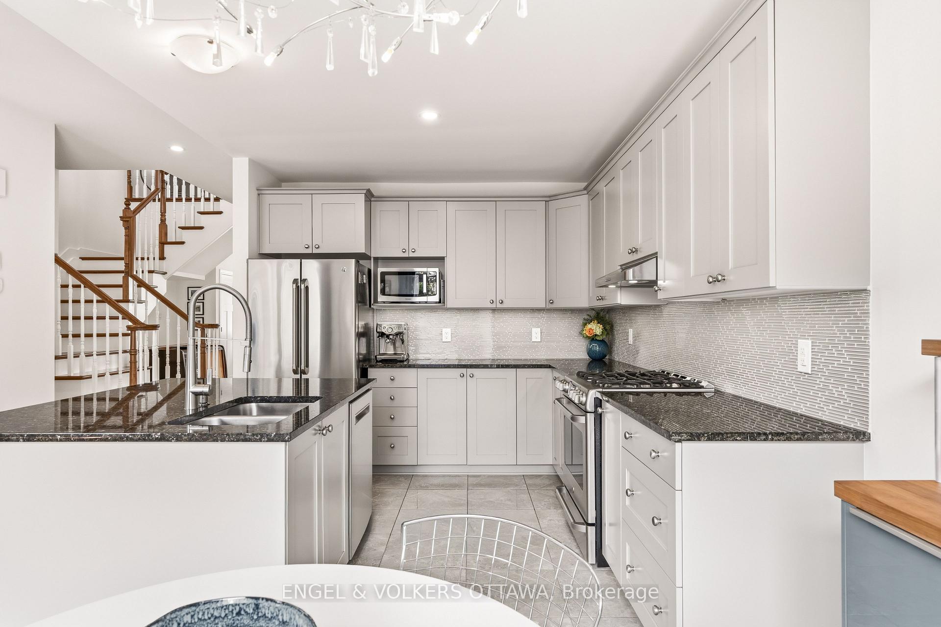 Photo 14 of 502 Caracole Way, Ottawa, Avalon East — HOMEH