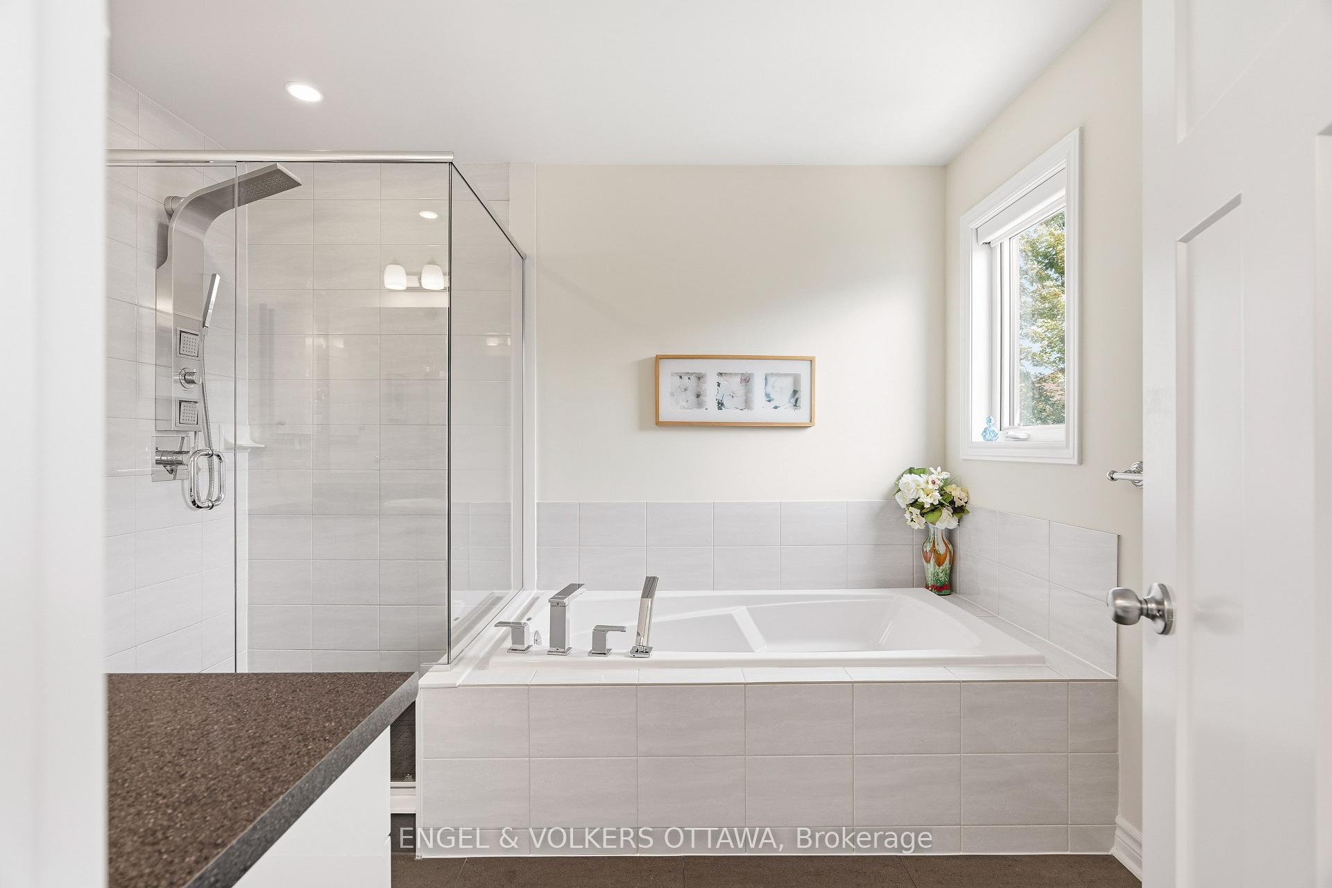 Photo 31 of 502 Caracole Way, Ottawa, Avalon East — HOMEH