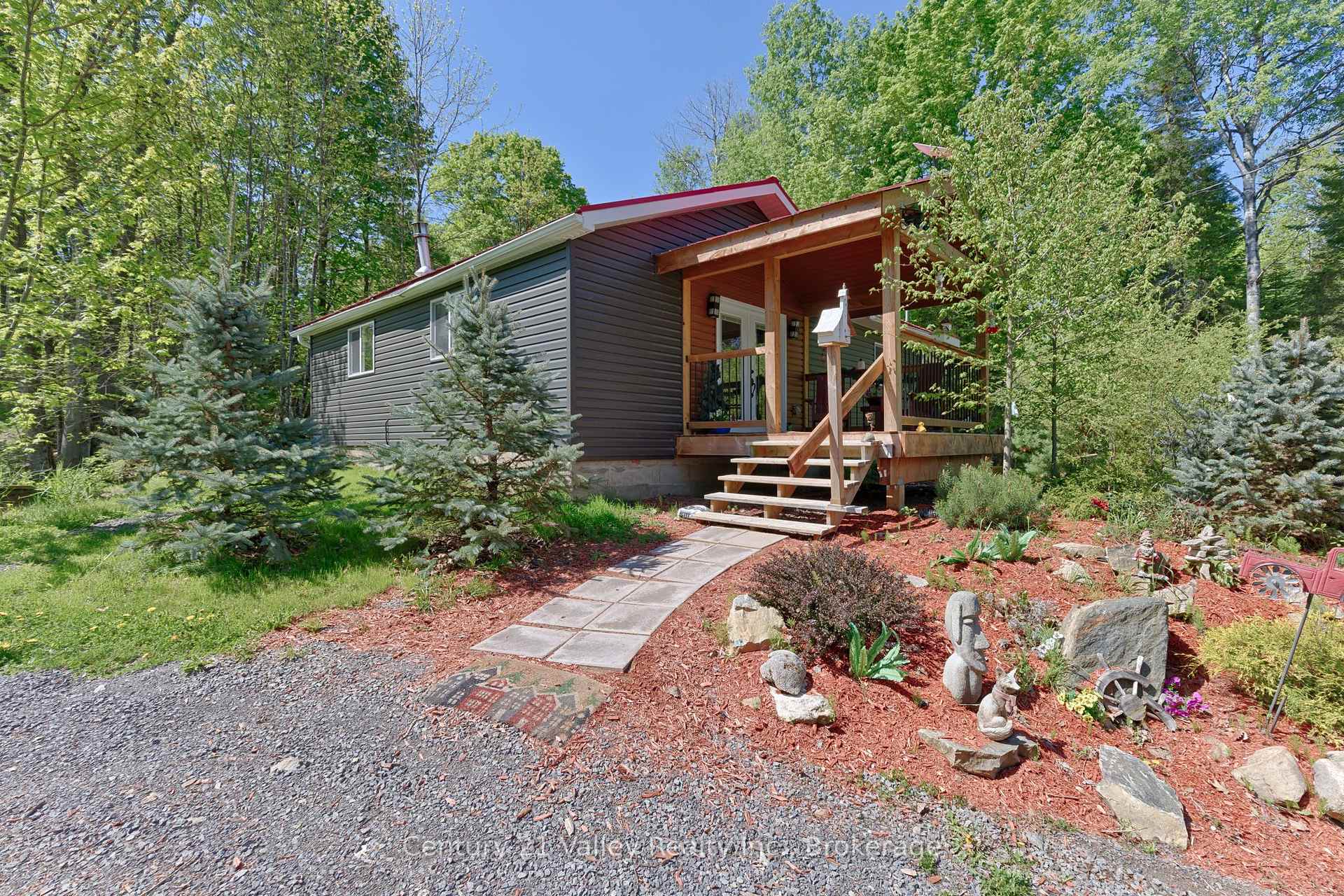Photo 1 of 593 Inglis Road, Greater Madawaska, Greater Madawaska — HOMEH