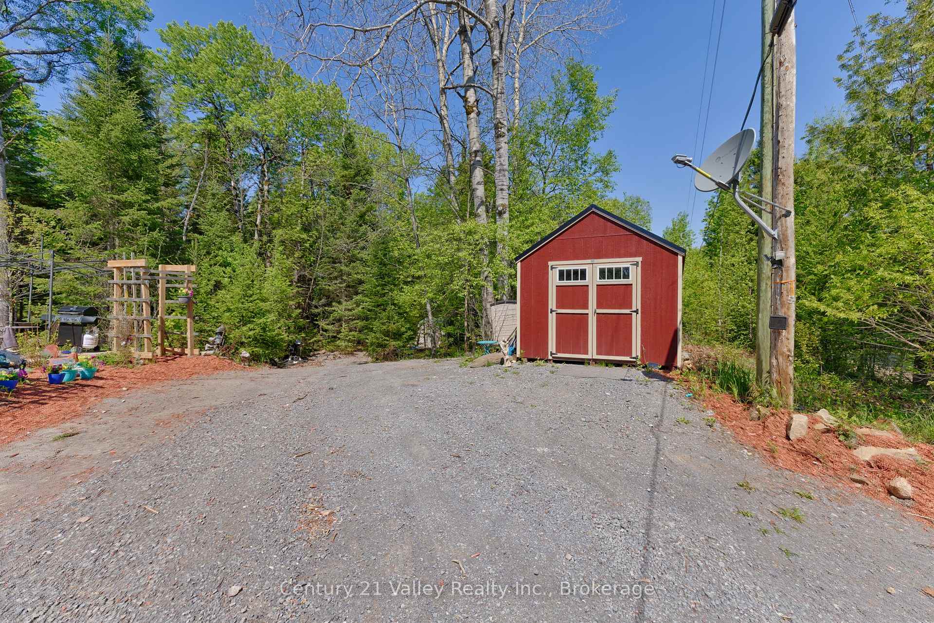 Photo 41 of 593 Inglis Road, Greater Madawaska, Greater Madawaska — HOMEH