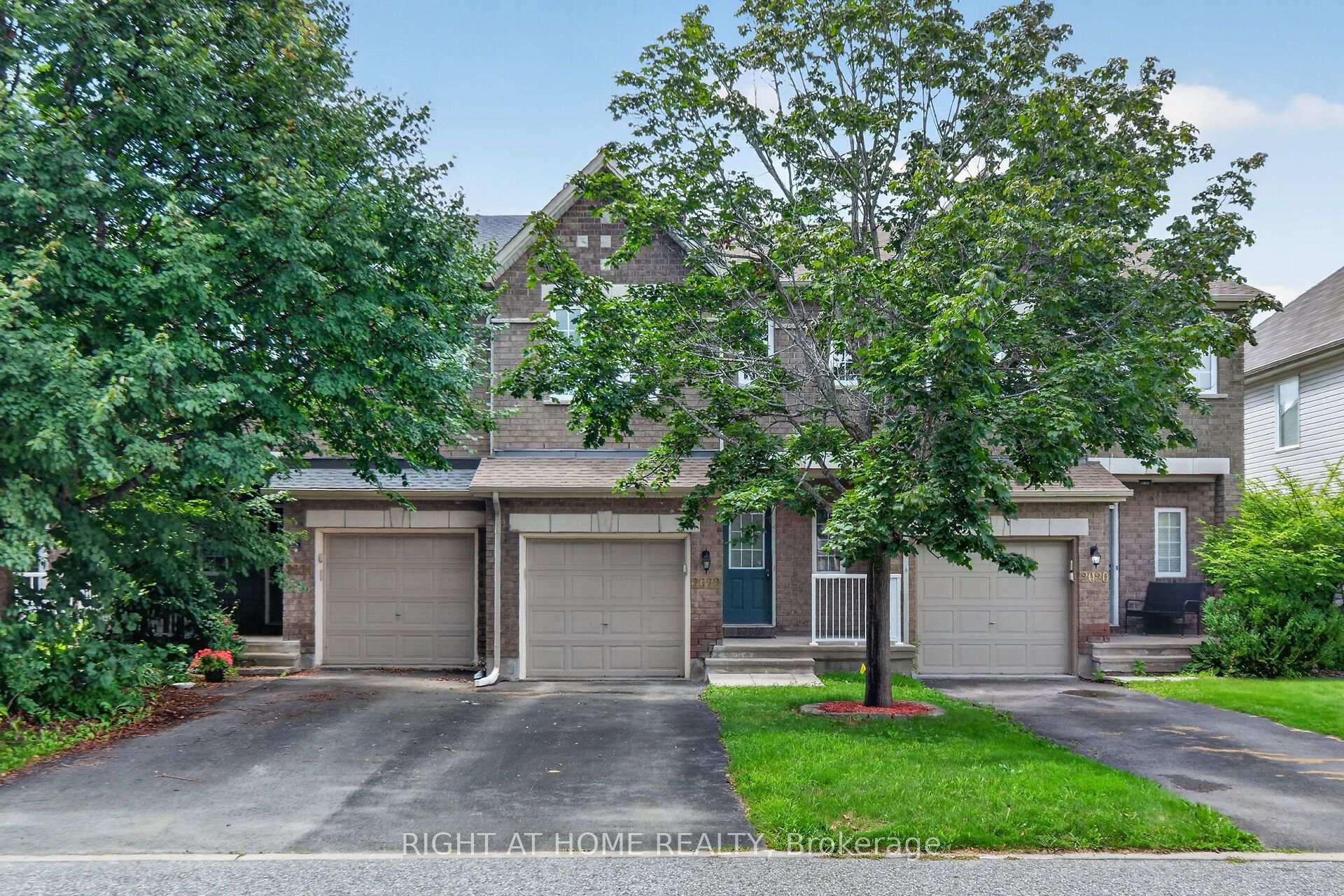Photo 1 of 2022 Melette Crescent, Ottawa, Avalon East — HOMEH