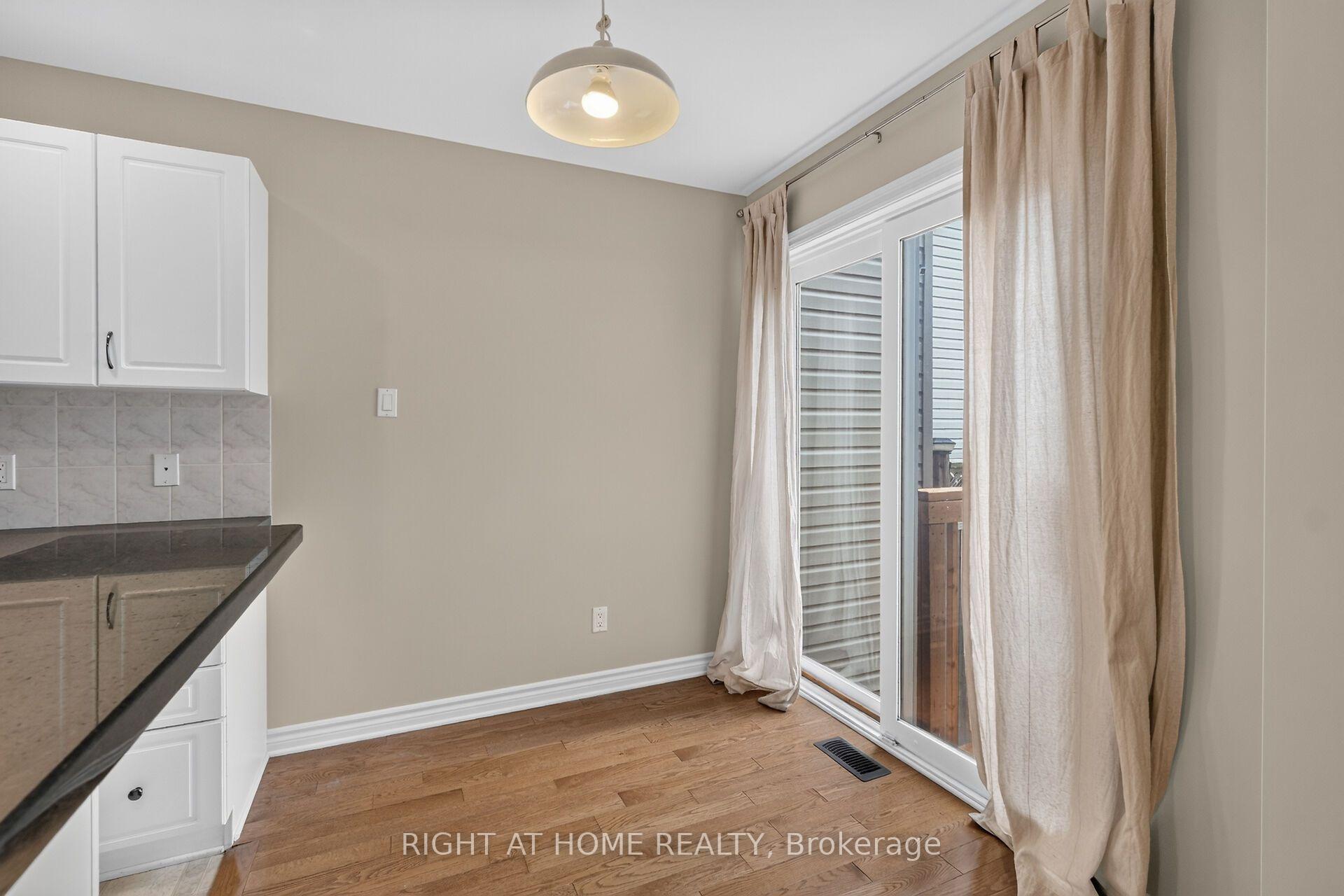 Photo 17 of 2022 Melette Crescent, Ottawa, Avalon East — HOMEH