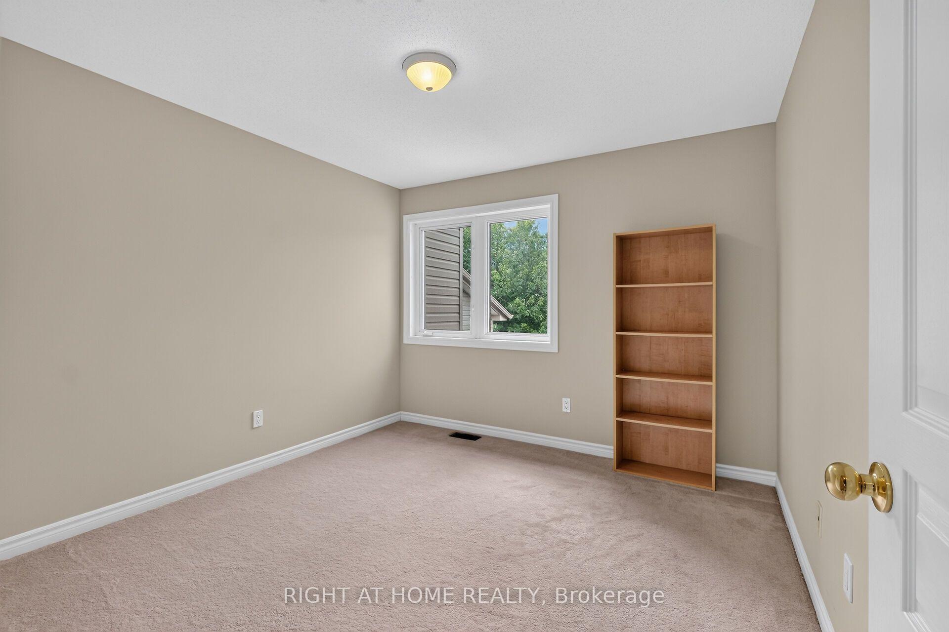 Photo 29 of 2022 Melette Crescent, Ottawa, Avalon East — HOMEH