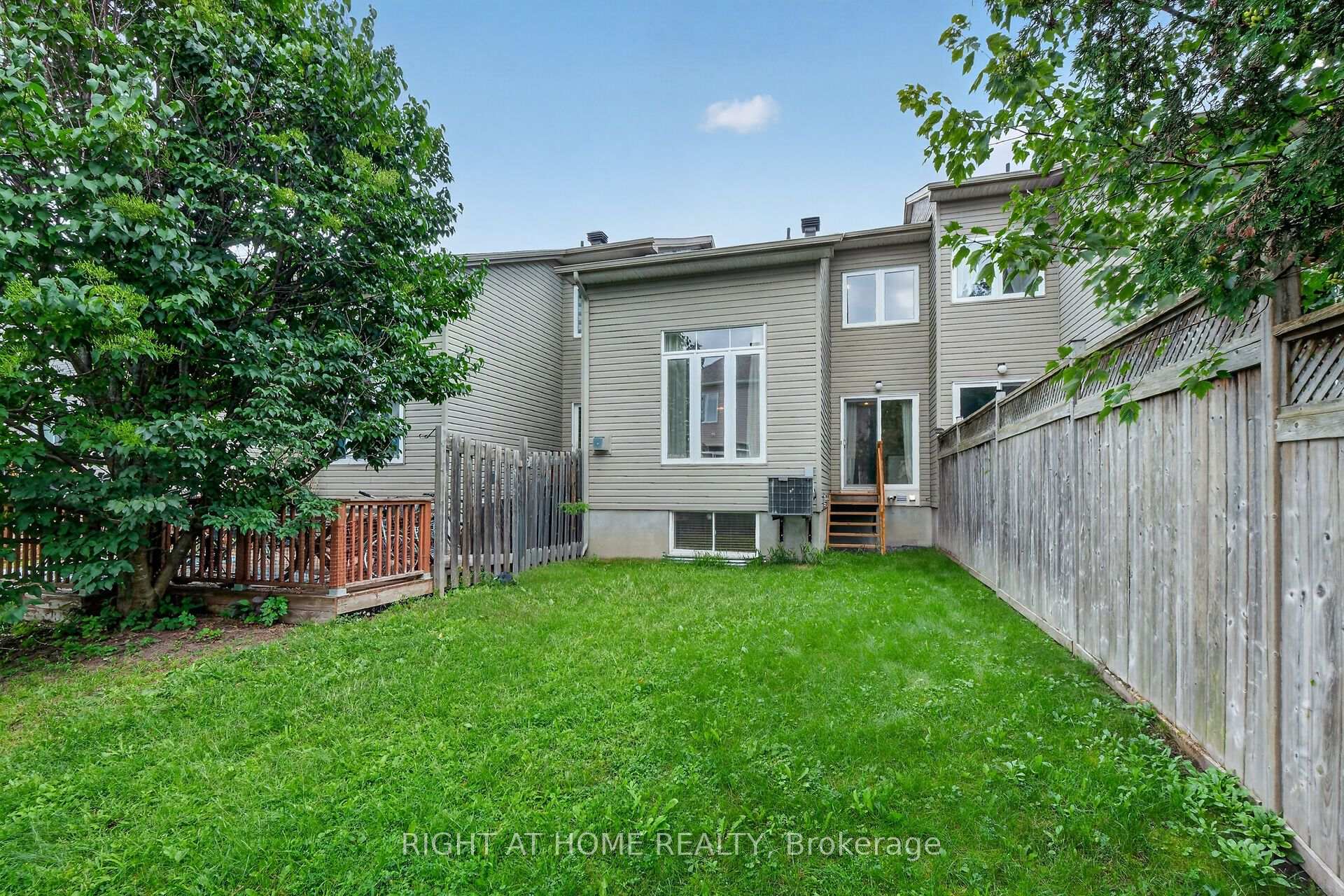 Photo 38 of 2022 Melette Crescent, Ottawa, Avalon East — HOMEH