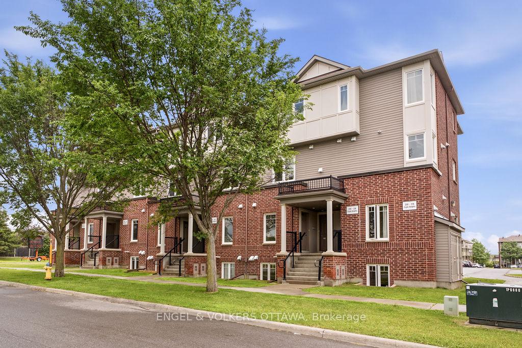 Photo 1 of 270 Espin Heights, Ottawa, Barrhaven - Stonebridge — HOMEH