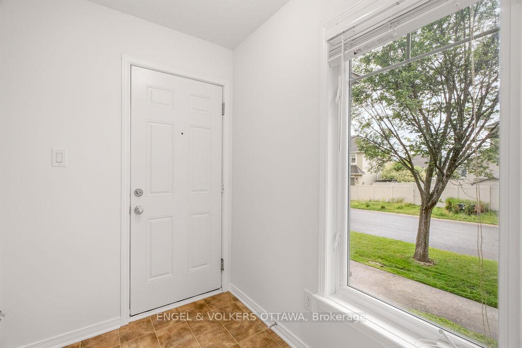 Photo 5 of 270 Espin Heights, Ottawa, Barrhaven - Stonebridge — HOMEH