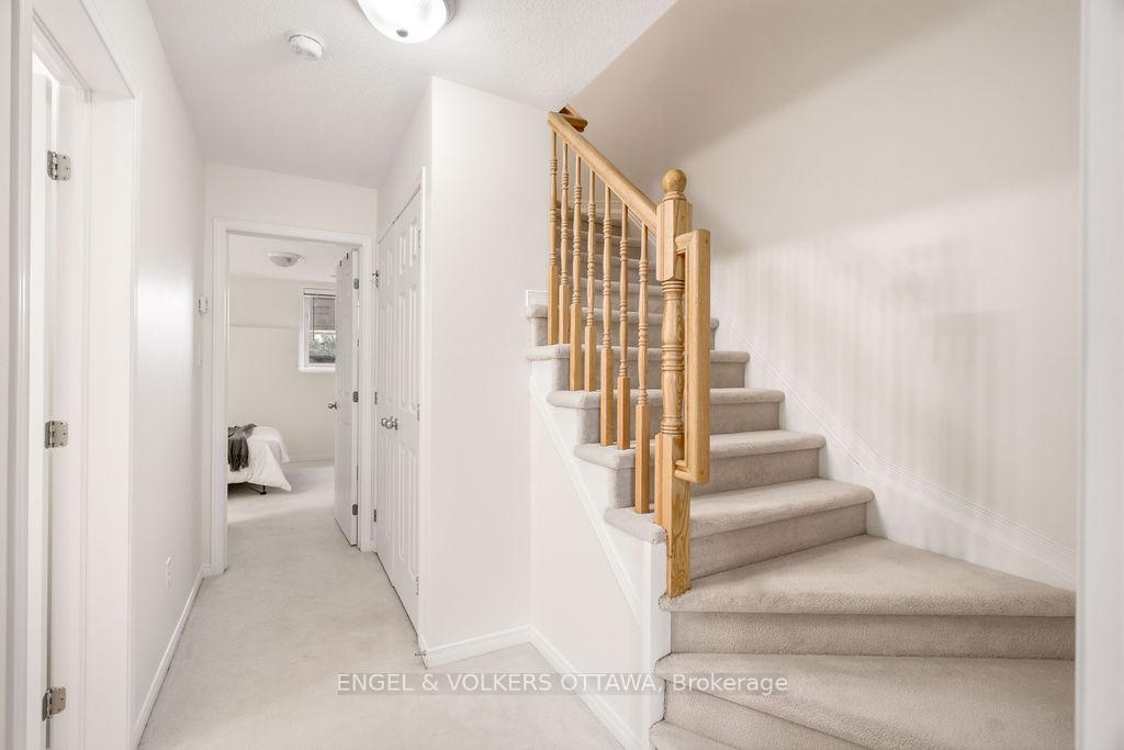 Photo 17 of 270 Espin Heights, Ottawa, Barrhaven - Stonebridge — HOMEH