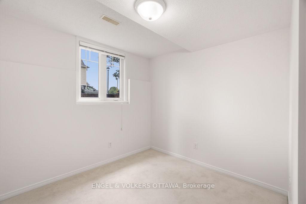 Photo 22 of 270 Espin Heights, Ottawa, Barrhaven - Stonebridge — HOMEH