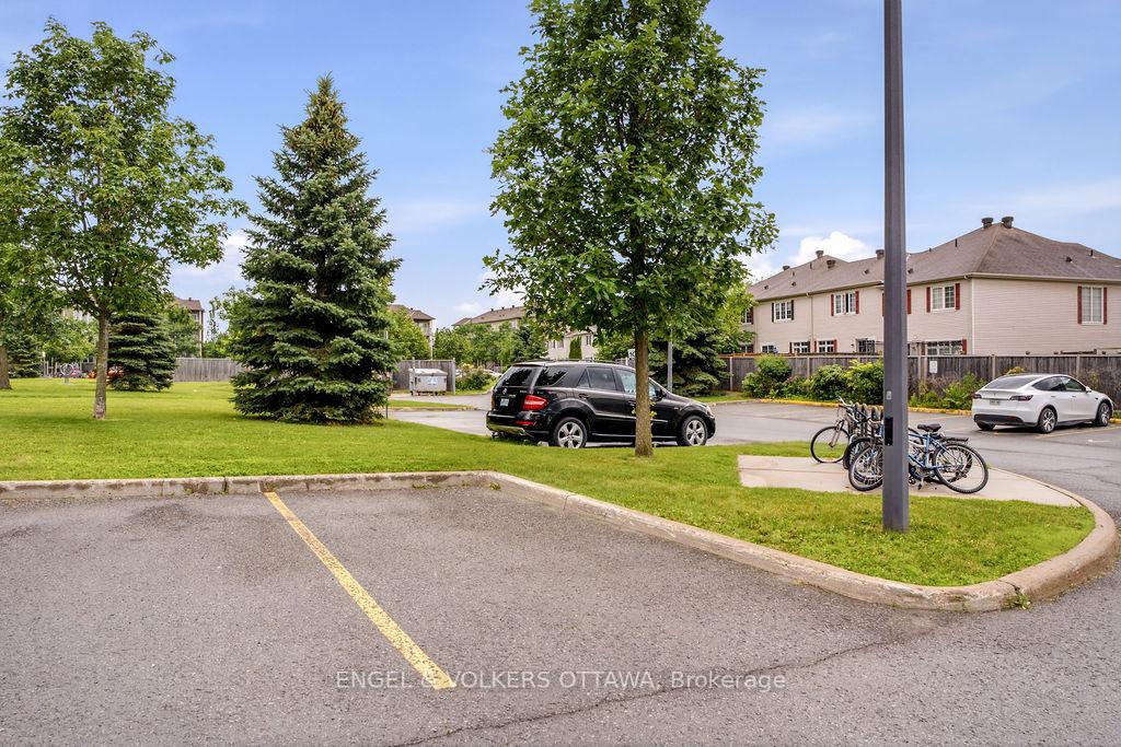 Photo 30 of 270 Espin Heights, Ottawa, Barrhaven - Stonebridge — HOMEH