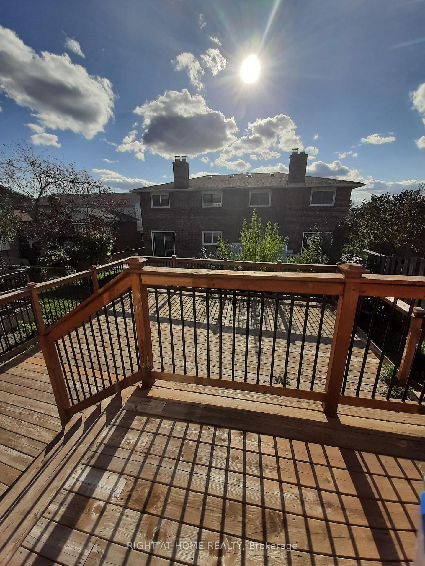 Photo 1 of 39 Hockley Path, Brampton, Madoc — HOMEH