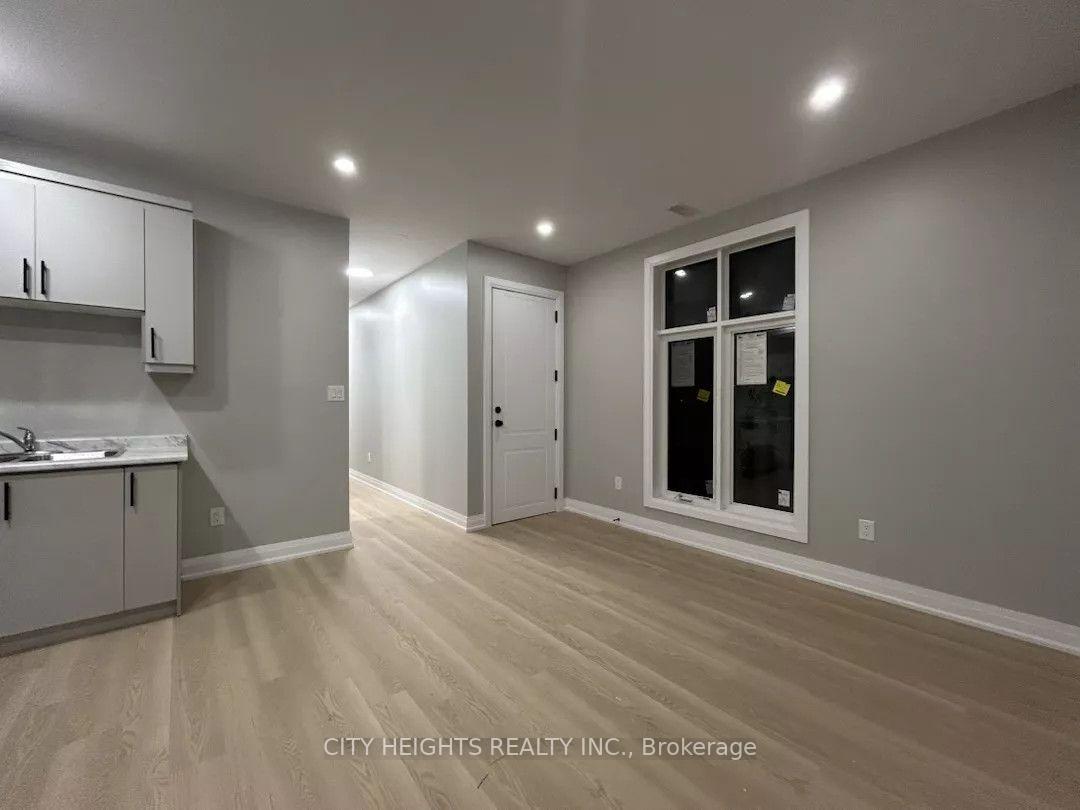 Photo 15 of Unit 1, 10 Robins Avenue, Hamilton, Crown Point — HOMEH