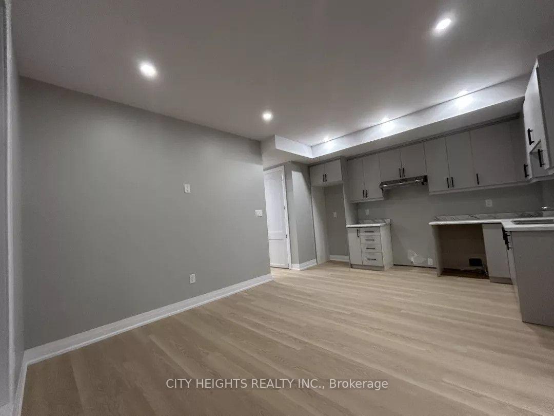 Photo 17 of Unit 1, 10 Robins Avenue, Hamilton, Crown Point — HOMEH