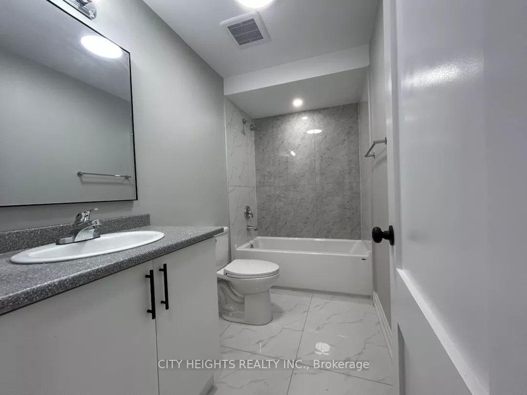 Photo 19 of Unit 1, 10 Robins Avenue, Hamilton, Crown Point — HOMEH