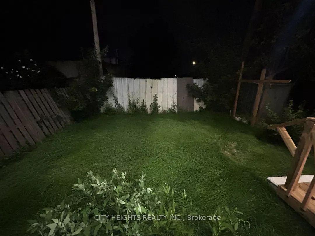 Photo 27 of Unit 1, 10 Robins Avenue, Hamilton, Crown Point — HOMEH