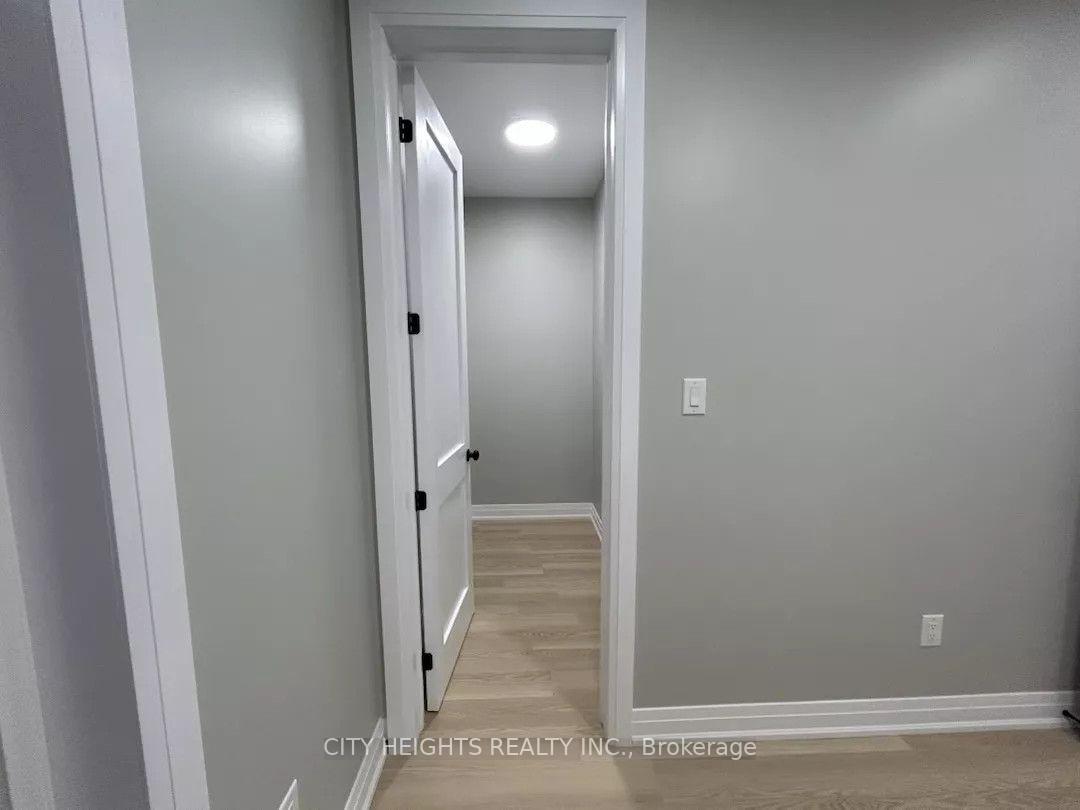 Photo 19 of Unit 3, 10 Robins Avenue, Hamilton, Crown Point — HOMEH