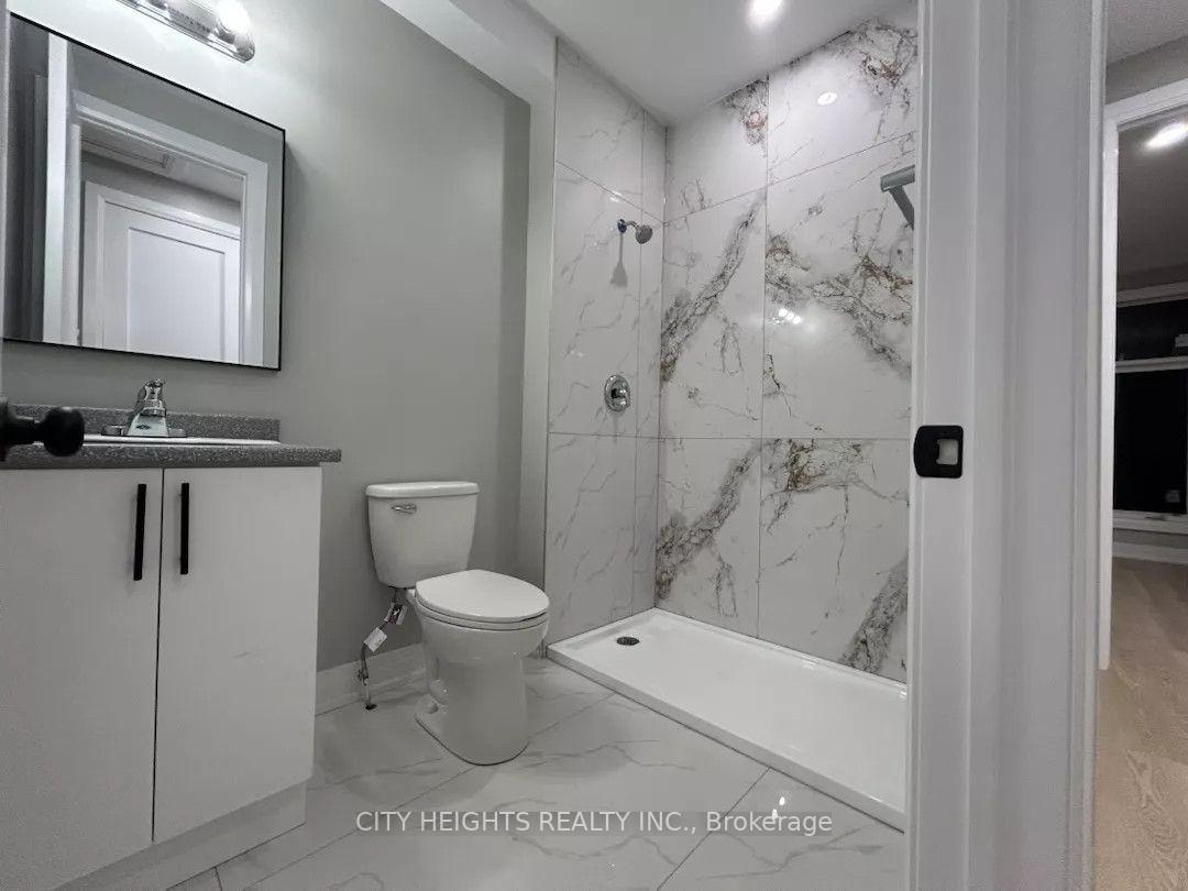 Photo 25 of Unit 3, 10 Robins Avenue, Hamilton, Crown Point — HOMEH
