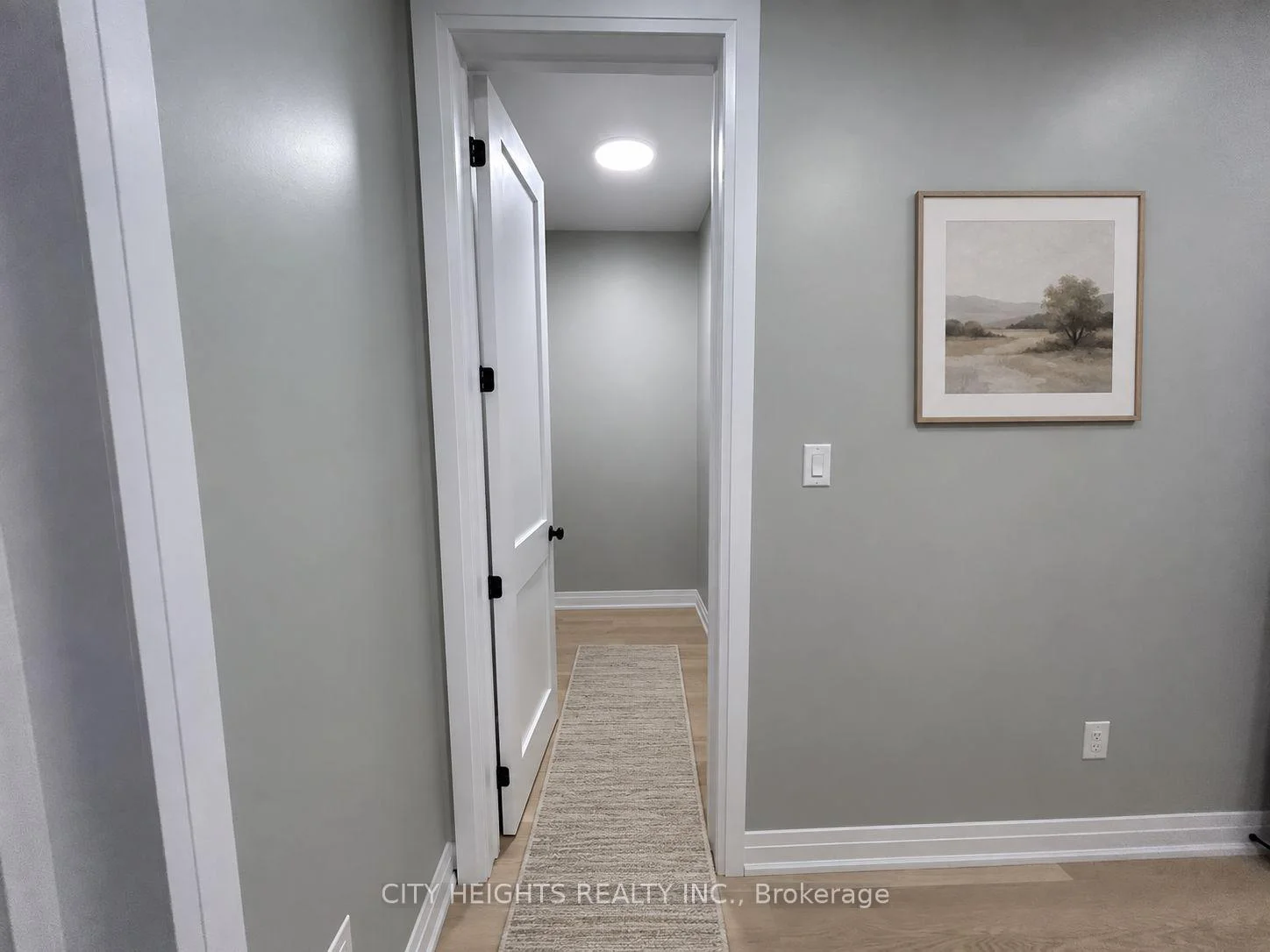 Photo 1 of Unit 3, 10 Robins Avenue, Hamilton, Crown Point — HOMEH