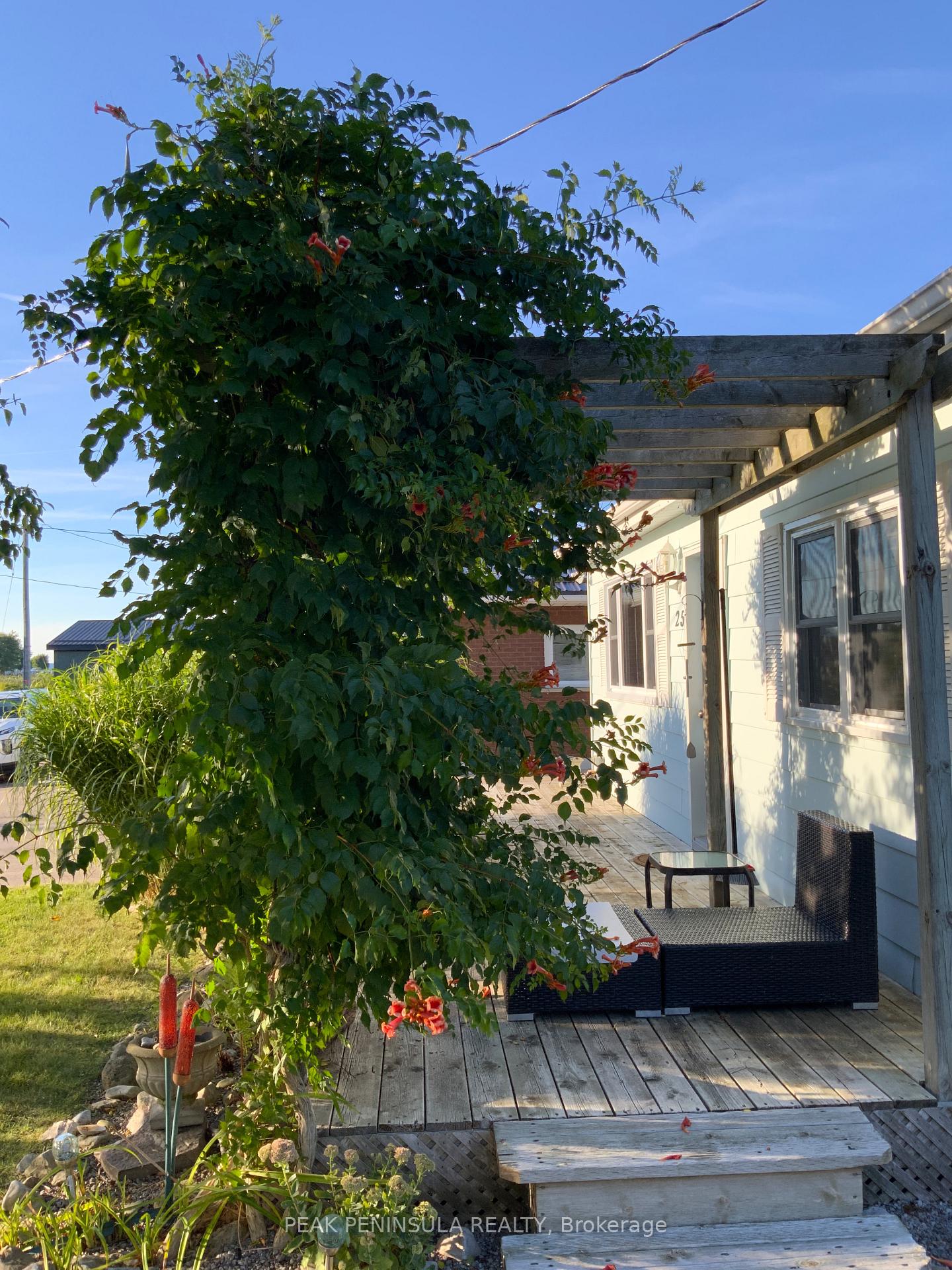 Photo 17 of 25 First Avenue, Norfolk, Long Point — HOMEH