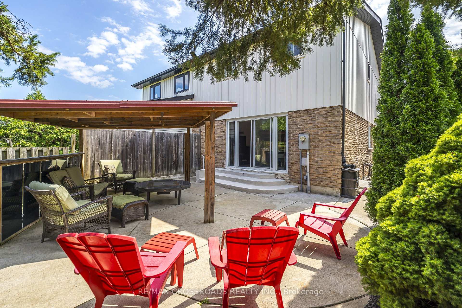 Photo 56 of 655 Dodsworth Crescent, Mississauga, Applewood — HOMEH