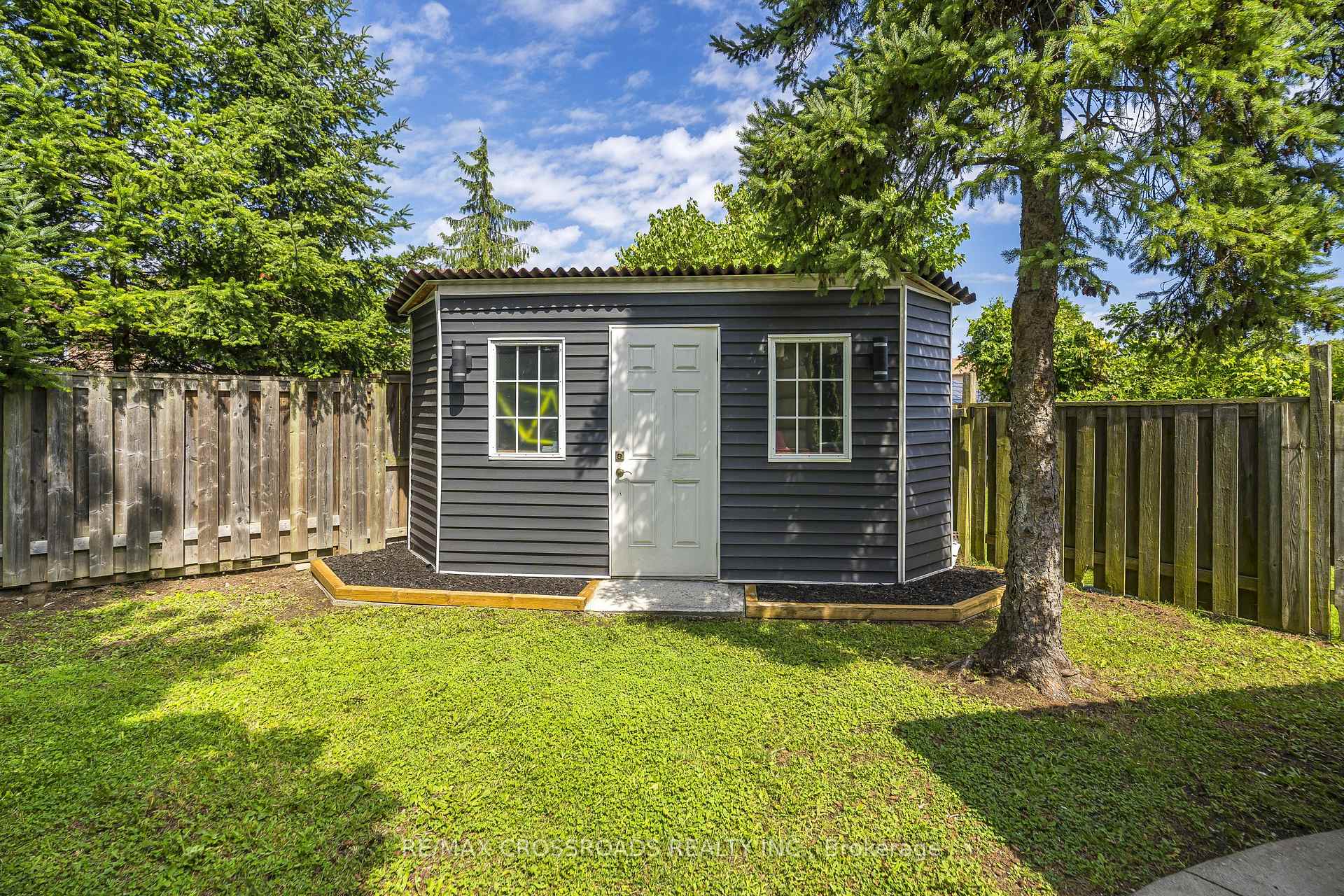 Photo 59 of 655 Dodsworth Crescent, Mississauga, Applewood — HOMEH