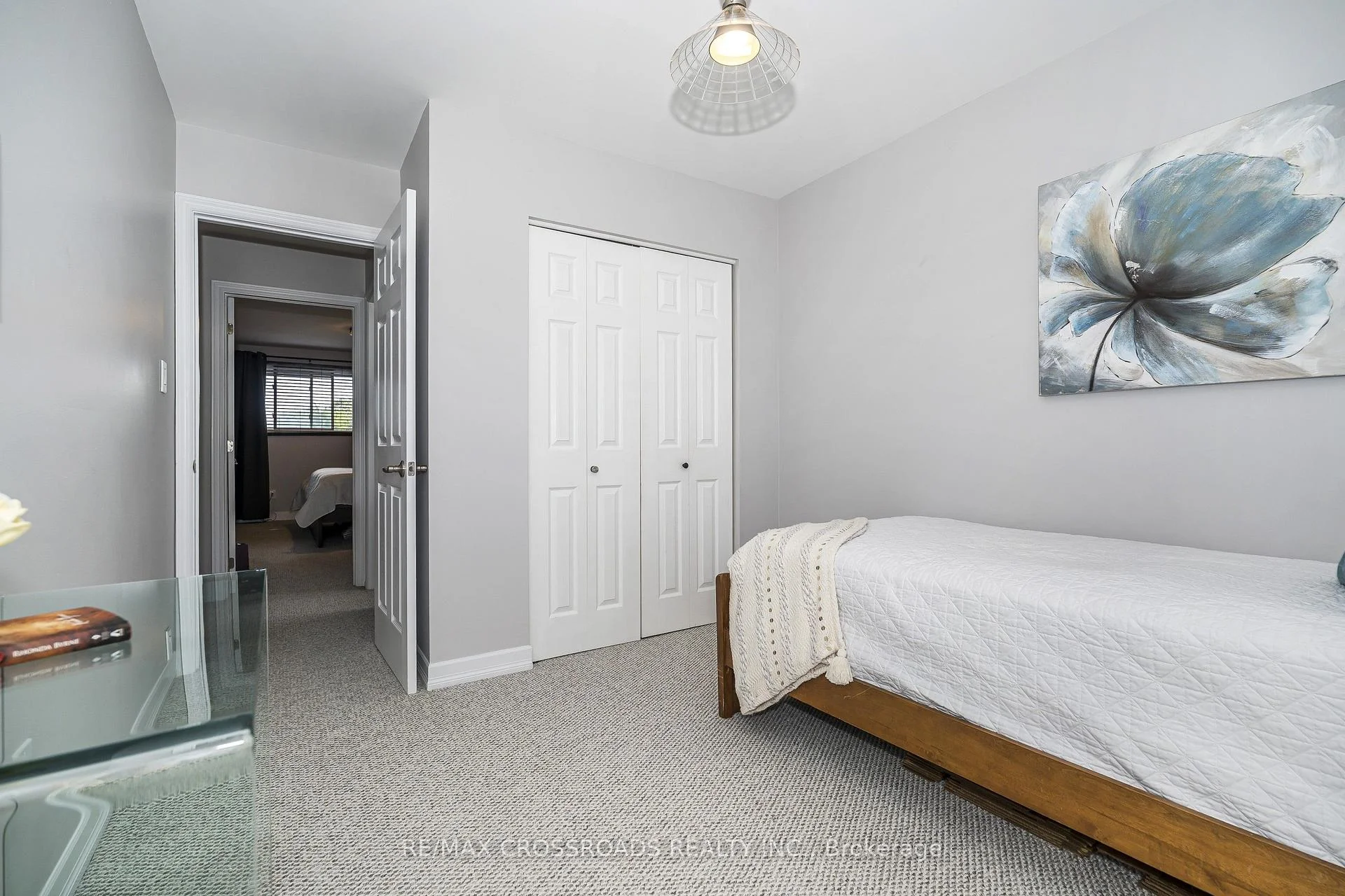 Photo 29 of 655 Dodsworth Crescent, Mississauga, Applewood — HOMEH