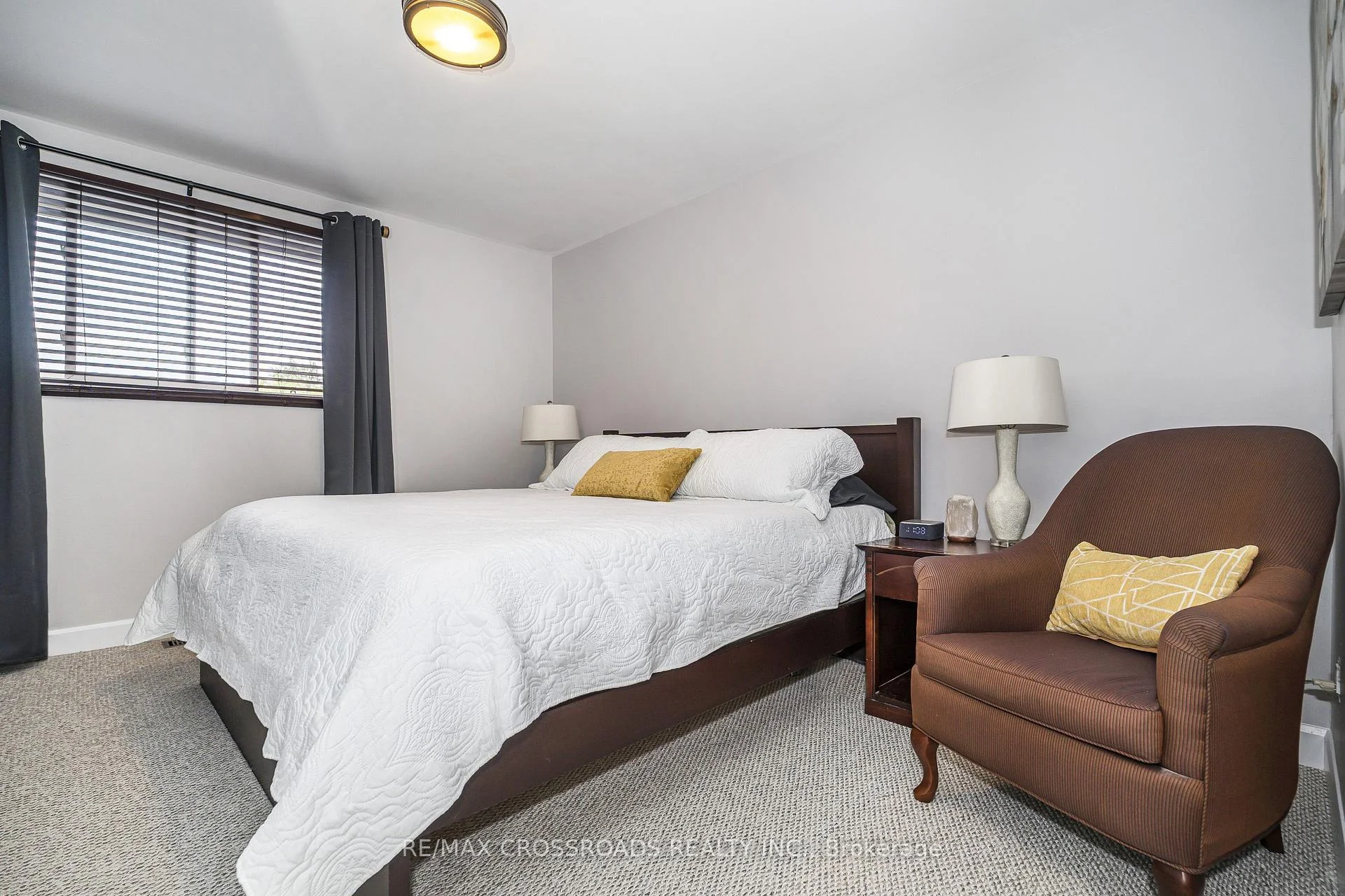 Photo 73 of 655 Dodsworth Crescent, Mississauga, Applewood — HOMEH