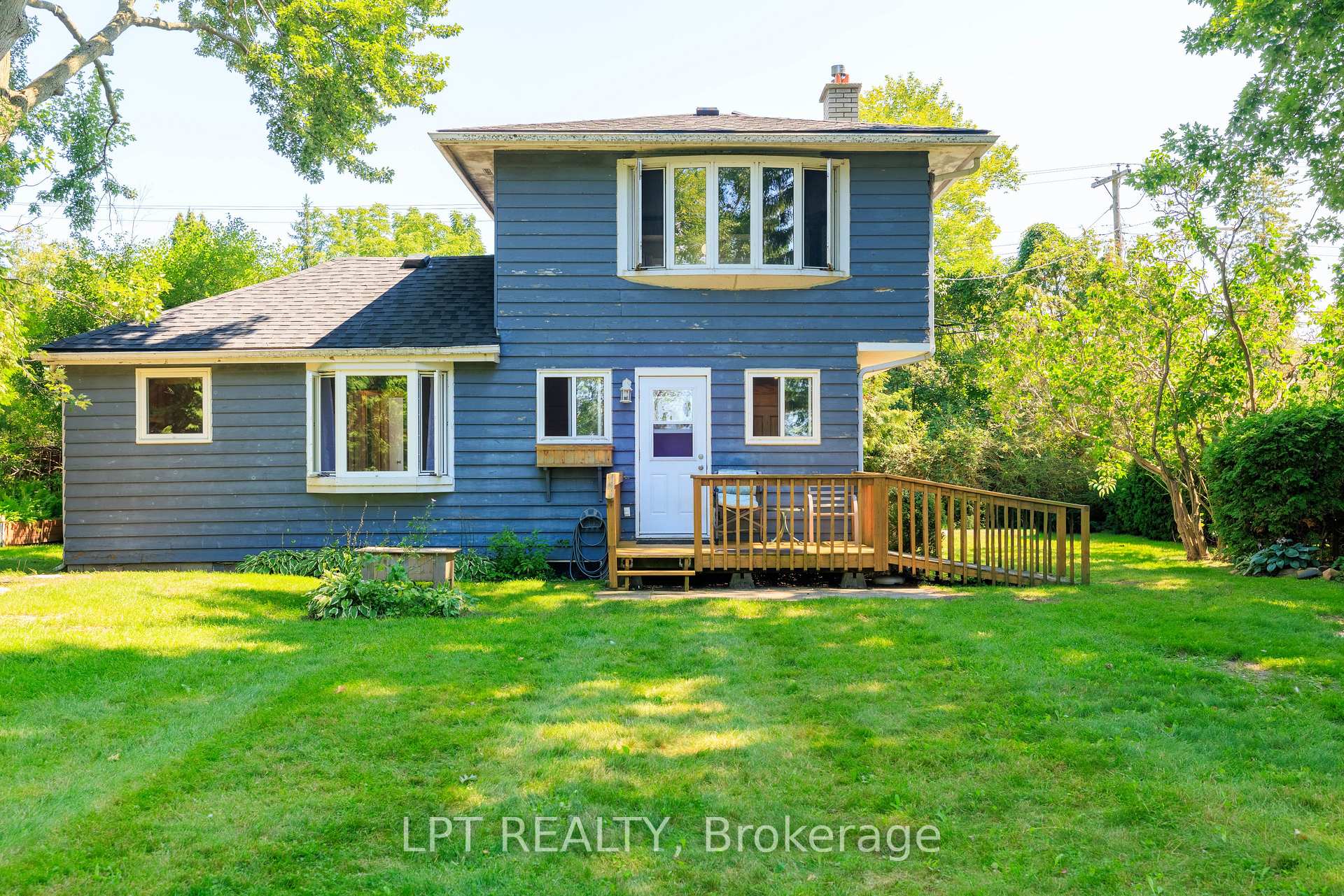 Photo 7 of 247 Hedge Road, Georgina, Sutton & Jackson's Point — HOMEH