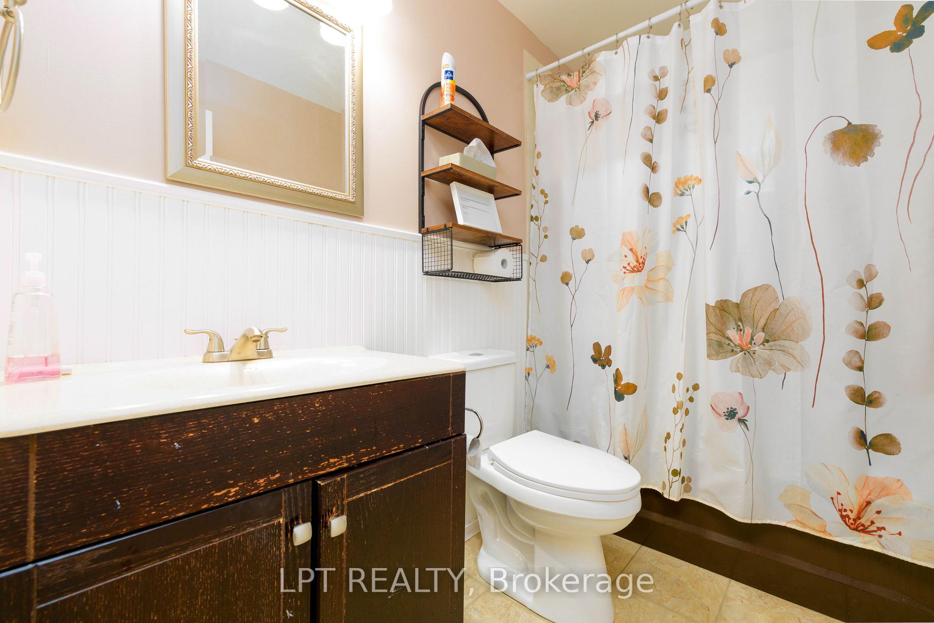 Photo 17 of 247 Hedge Road, Georgina, Sutton & Jackson's Point — HOMEH