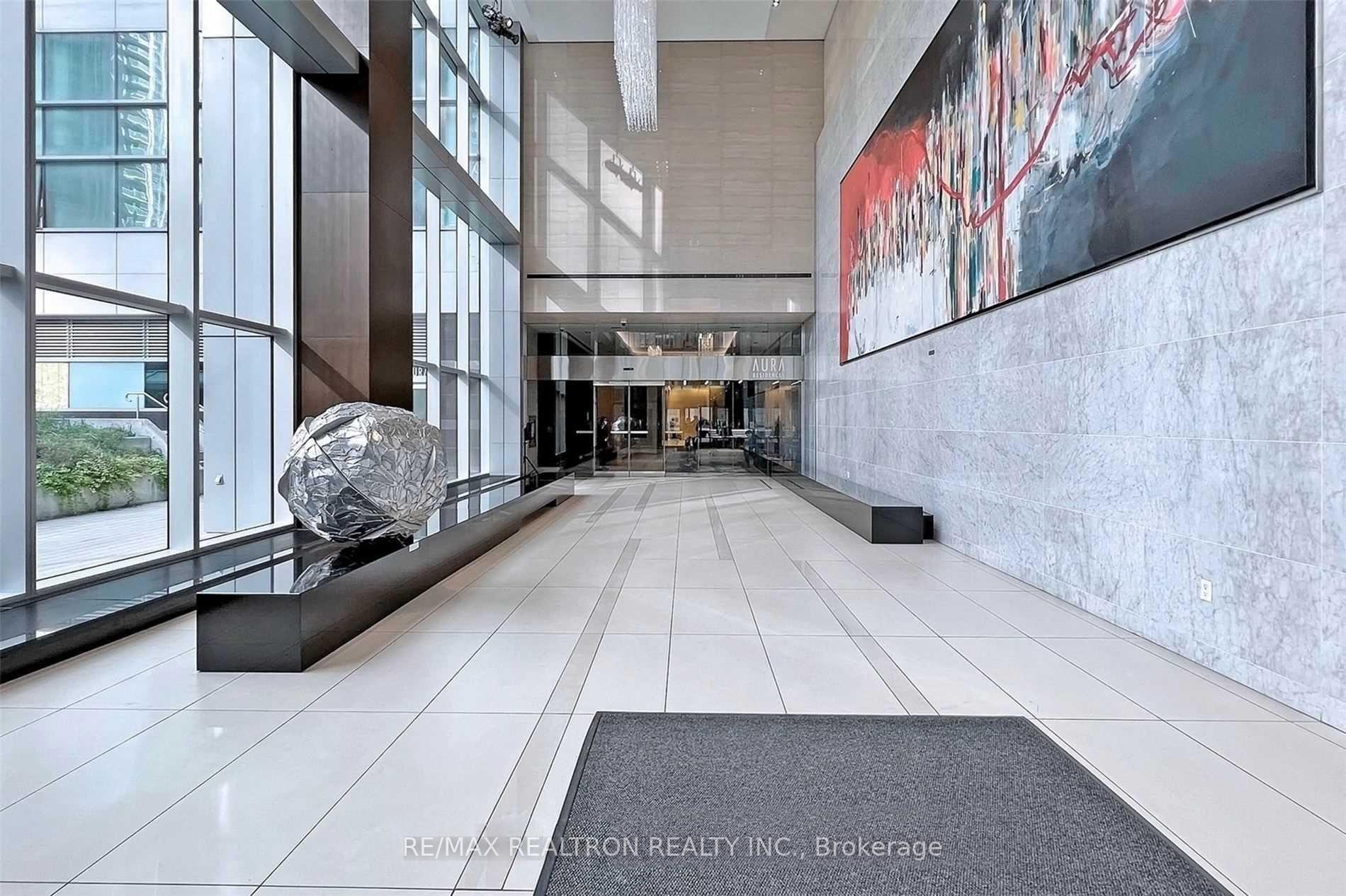 Photo 12 of Unit 5207, 386 Yonge Street, Toronto, Bay Street Corridor — HOMEH