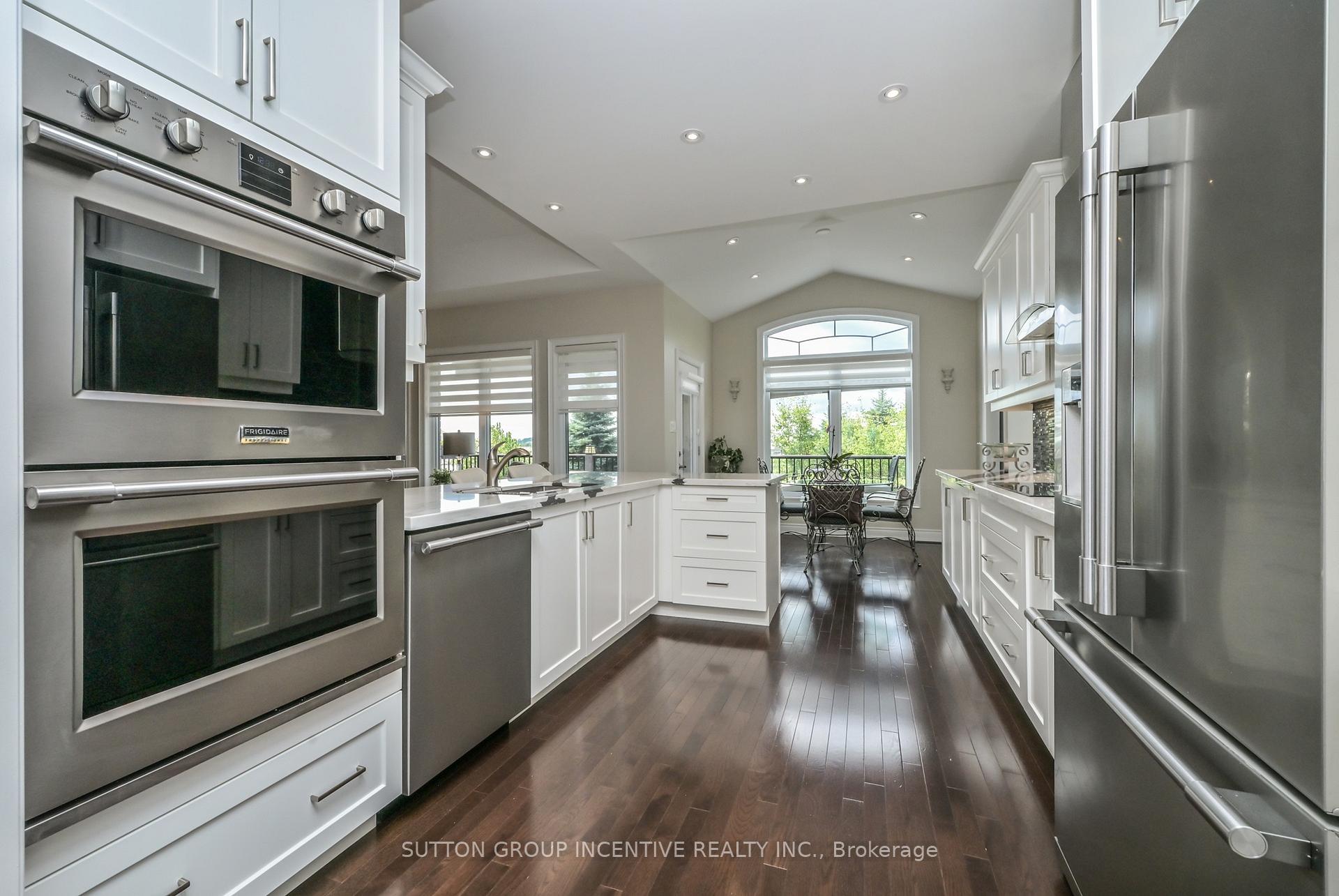 Photo 4 of 4 Westmount Drive, New Tecumseth, Rural New Tecumseth — HOMEH