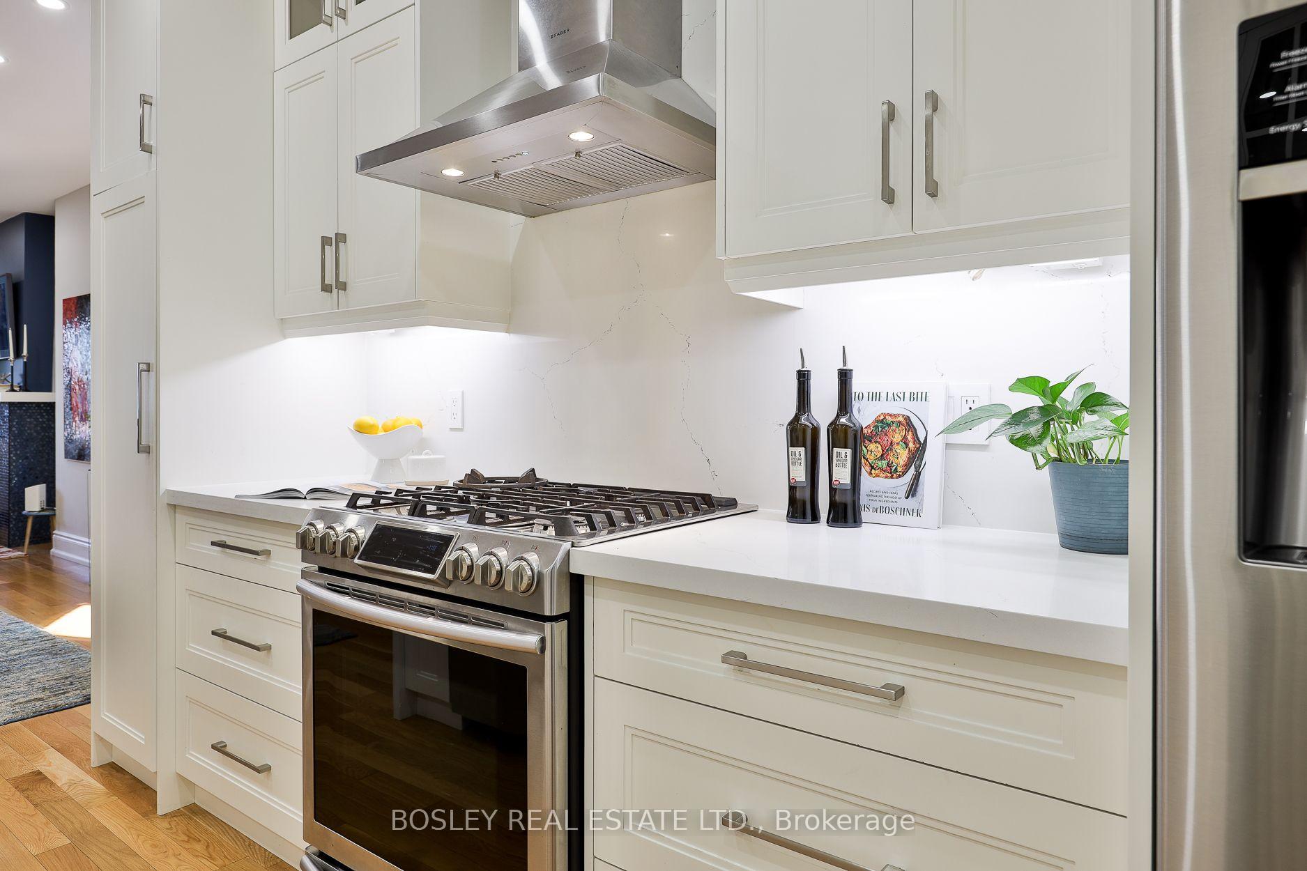 Photo 16 of 27 Mountnoel Avenue, Toronto, Greenwood-Coxwell — HOMEH