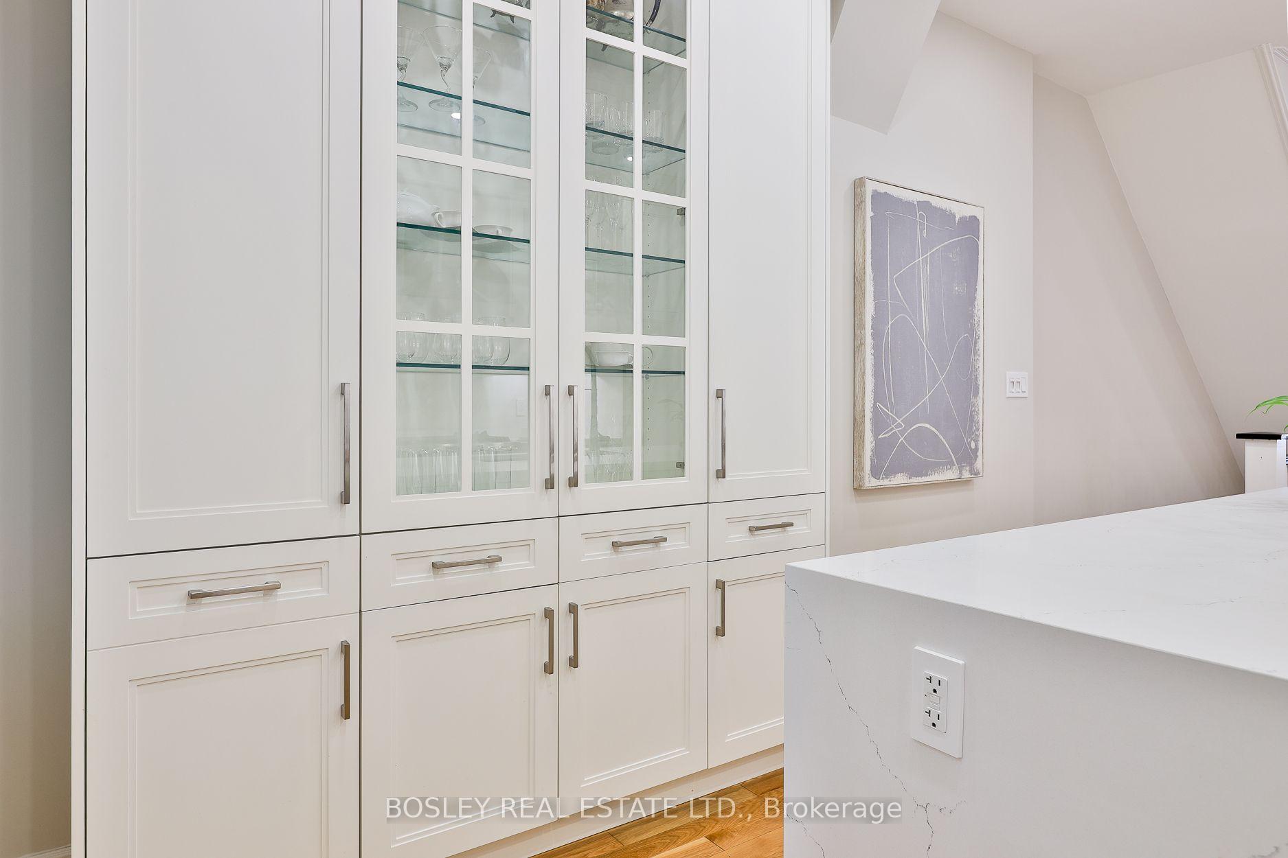 Photo 17 of 27 Mountnoel Avenue, Toronto, Greenwood-Coxwell — HOMEH