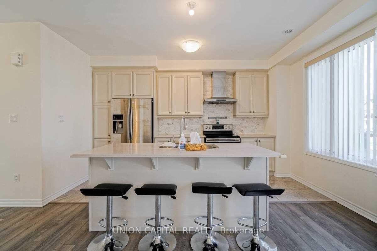 Photo 15 of 90 Cornell Centre Boulevard, Markham, Cornell — HOMEH