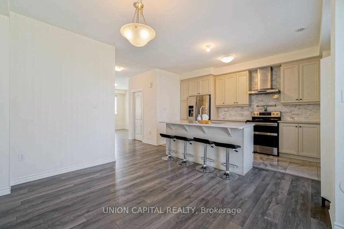 Photo 16 of 90 Cornell Centre Boulevard, Markham, Cornell — HOMEH