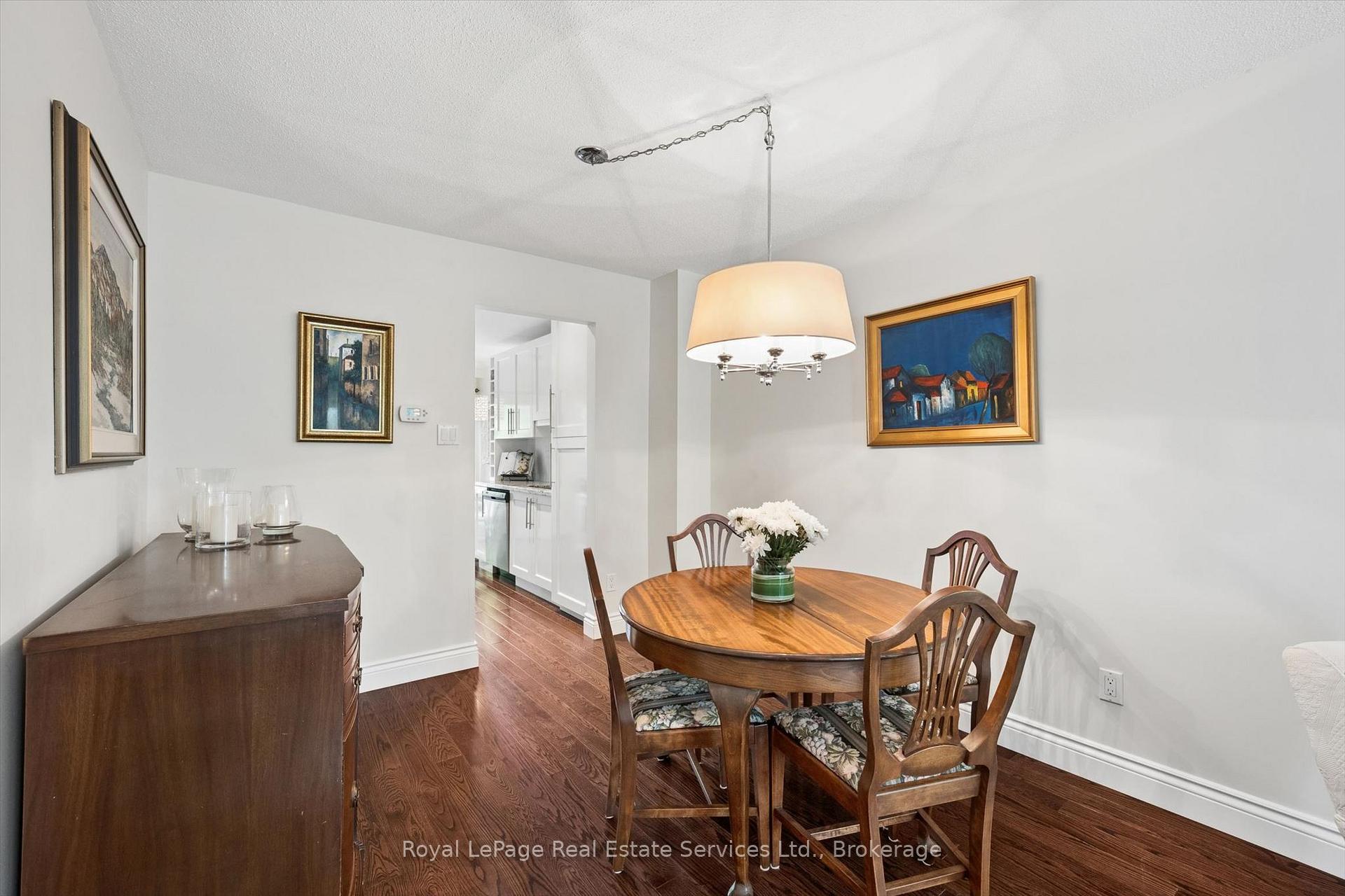 Photo 11 of 2255 MacLennan Drive, Oakville, River Oaks — HOMEH