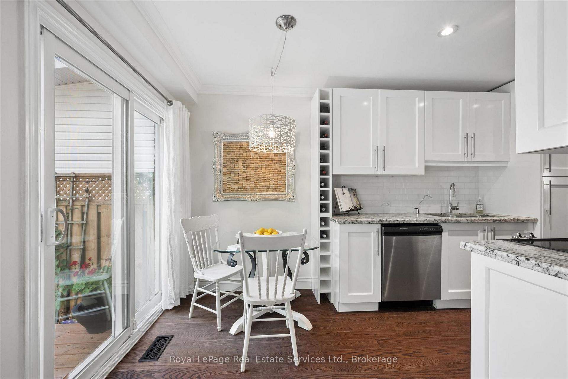 Photo 15 of 2255 MacLennan Drive, Oakville, River Oaks — HOMEH