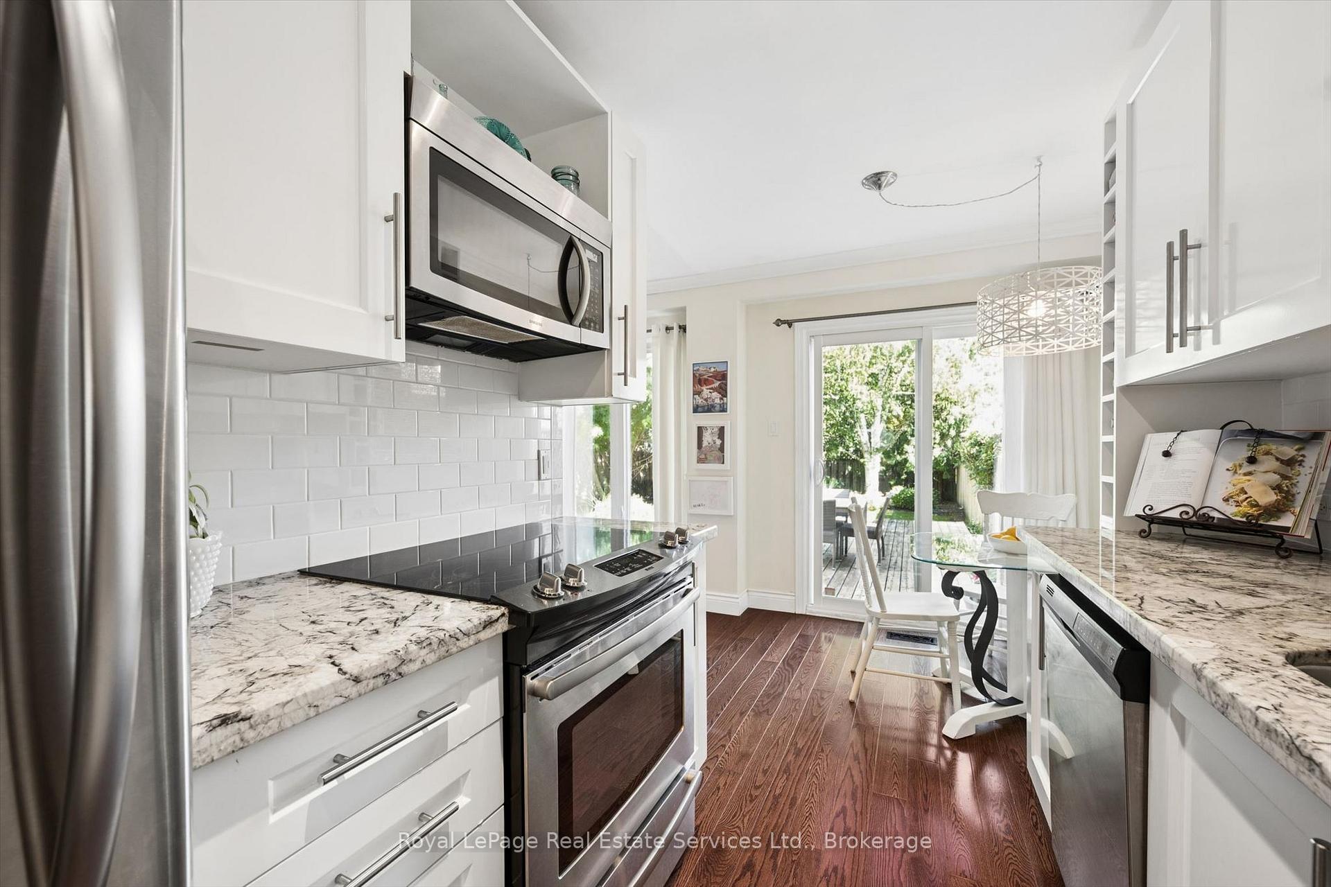 Photo 18 of 2255 MacLennan Drive, Oakville, River Oaks — HOMEH