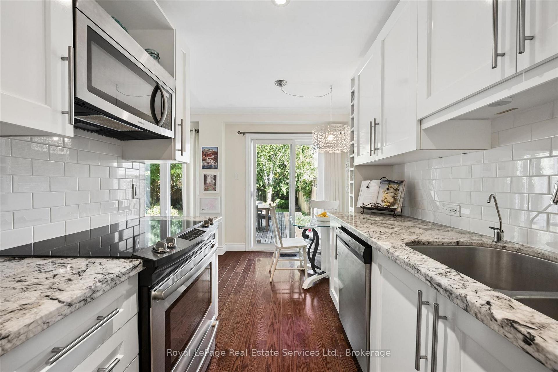 Photo 20 of 2255 MacLennan Drive, Oakville, River Oaks — HOMEH