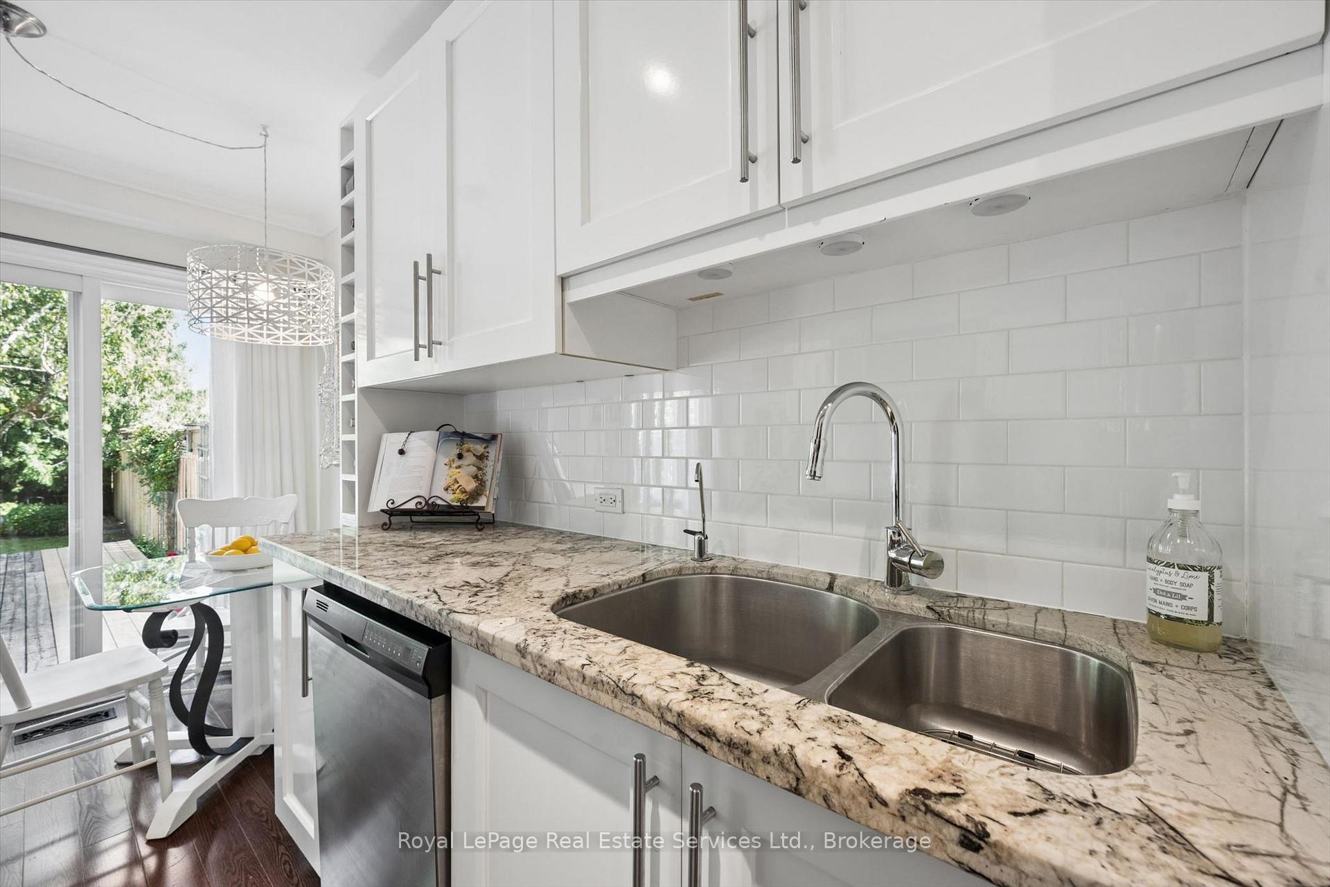 Photo 21 of 2255 MacLennan Drive, Oakville, River Oaks — HOMEH