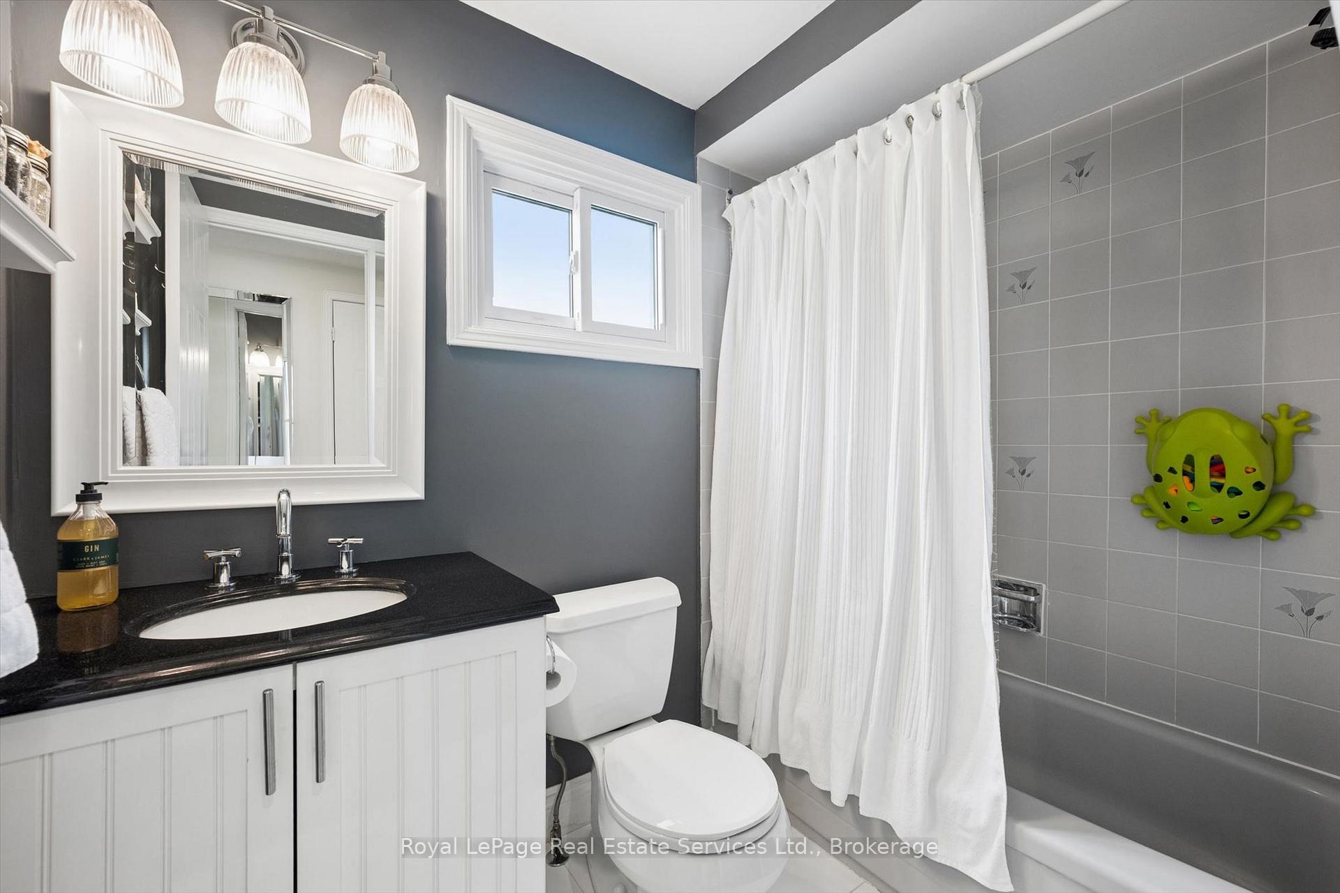 Photo 28 of 2255 MacLennan Drive, Oakville, River Oaks — HOMEH