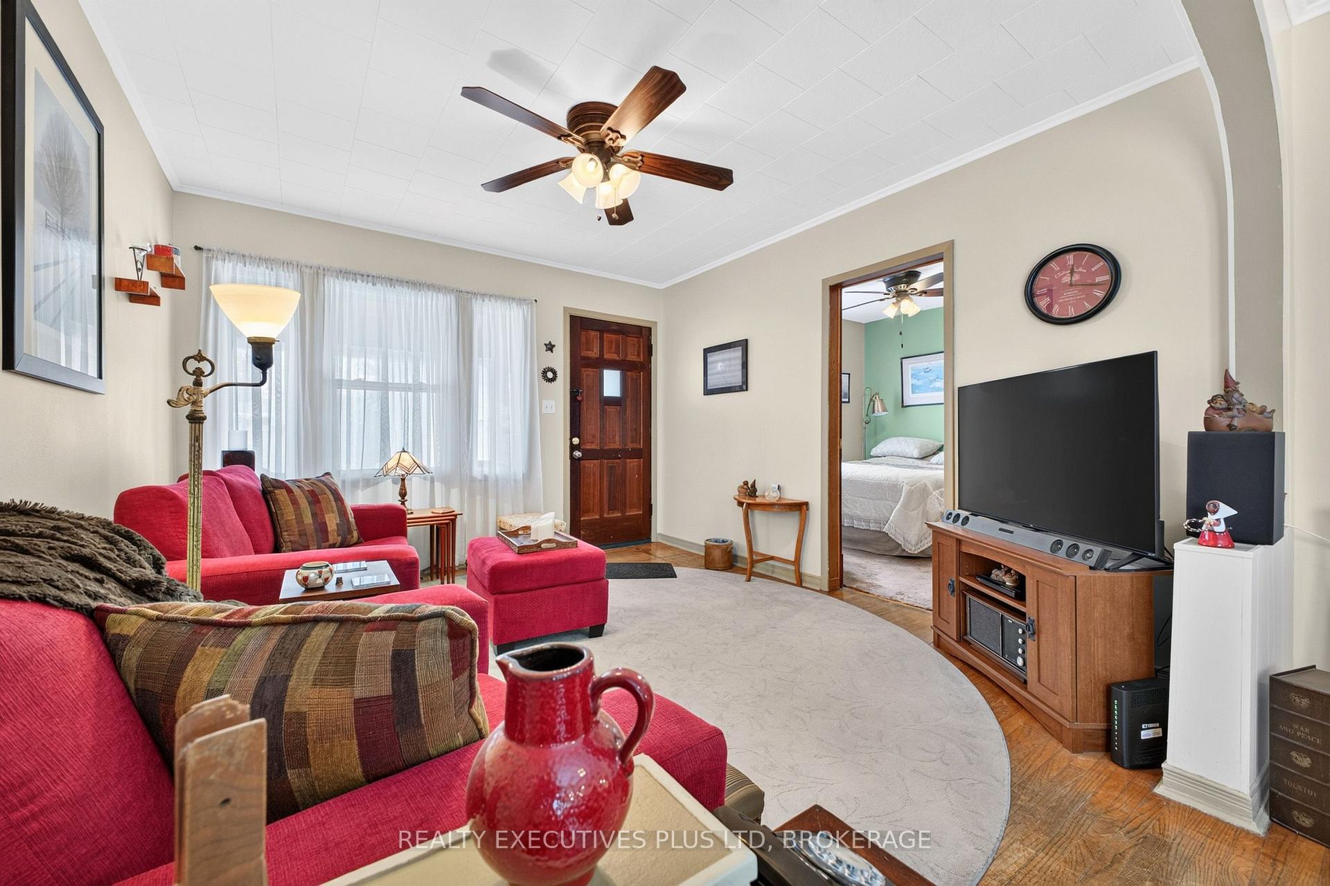 Photo 7 of 5179 Huron Street, Niagara Falls, Cherrywood — HOMEH
