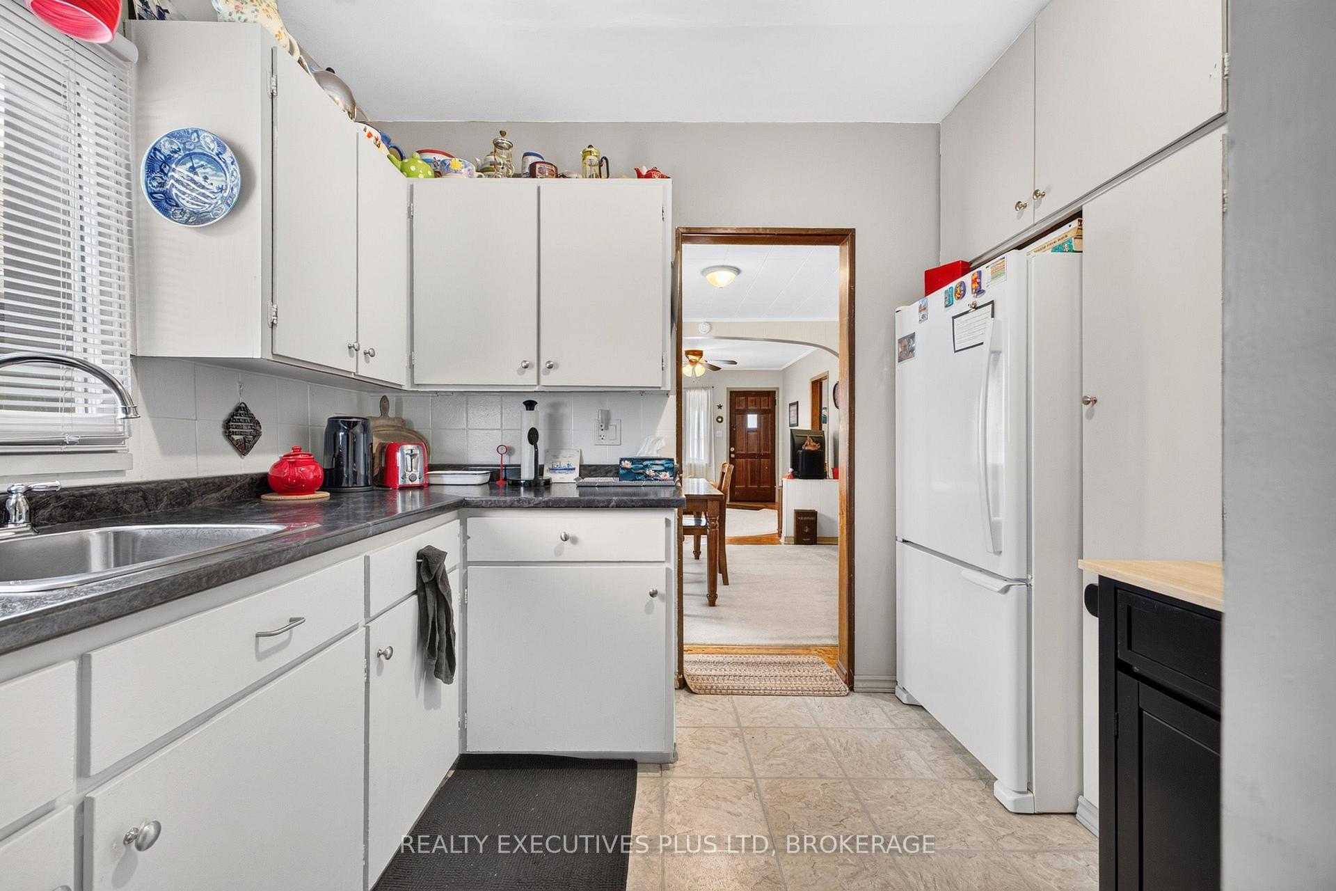 Photo 22 of 5179 Huron Street, Niagara Falls, Cherrywood — HOMEH