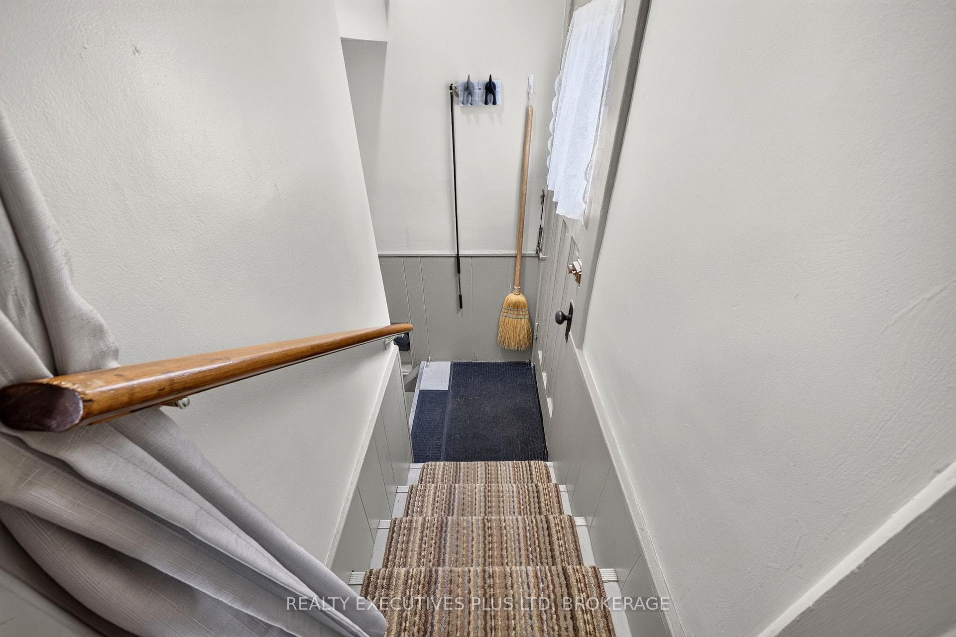 Photo 25 of 5179 Huron Street, Niagara Falls, Cherrywood — HOMEH