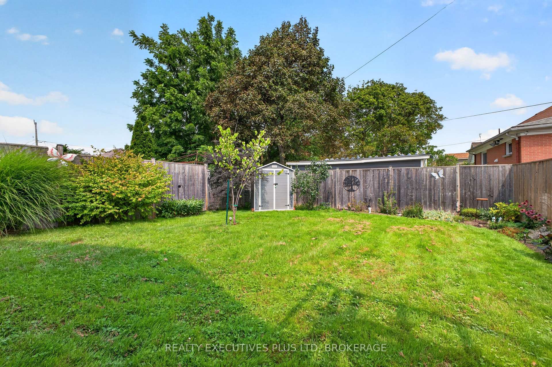 Photo 30 of 5179 Huron Street, Niagara Falls, Cherrywood — HOMEH