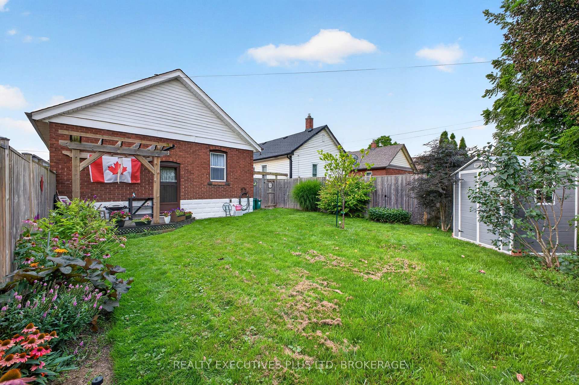 Photo 35 of 5179 Huron Street, Niagara Falls, Cherrywood — HOMEH