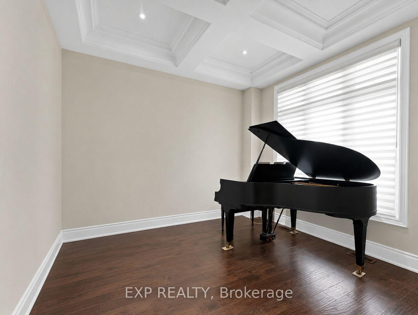 Photo 5 of 85 Royal West Road, Markham, Angus Glen — HOMEH