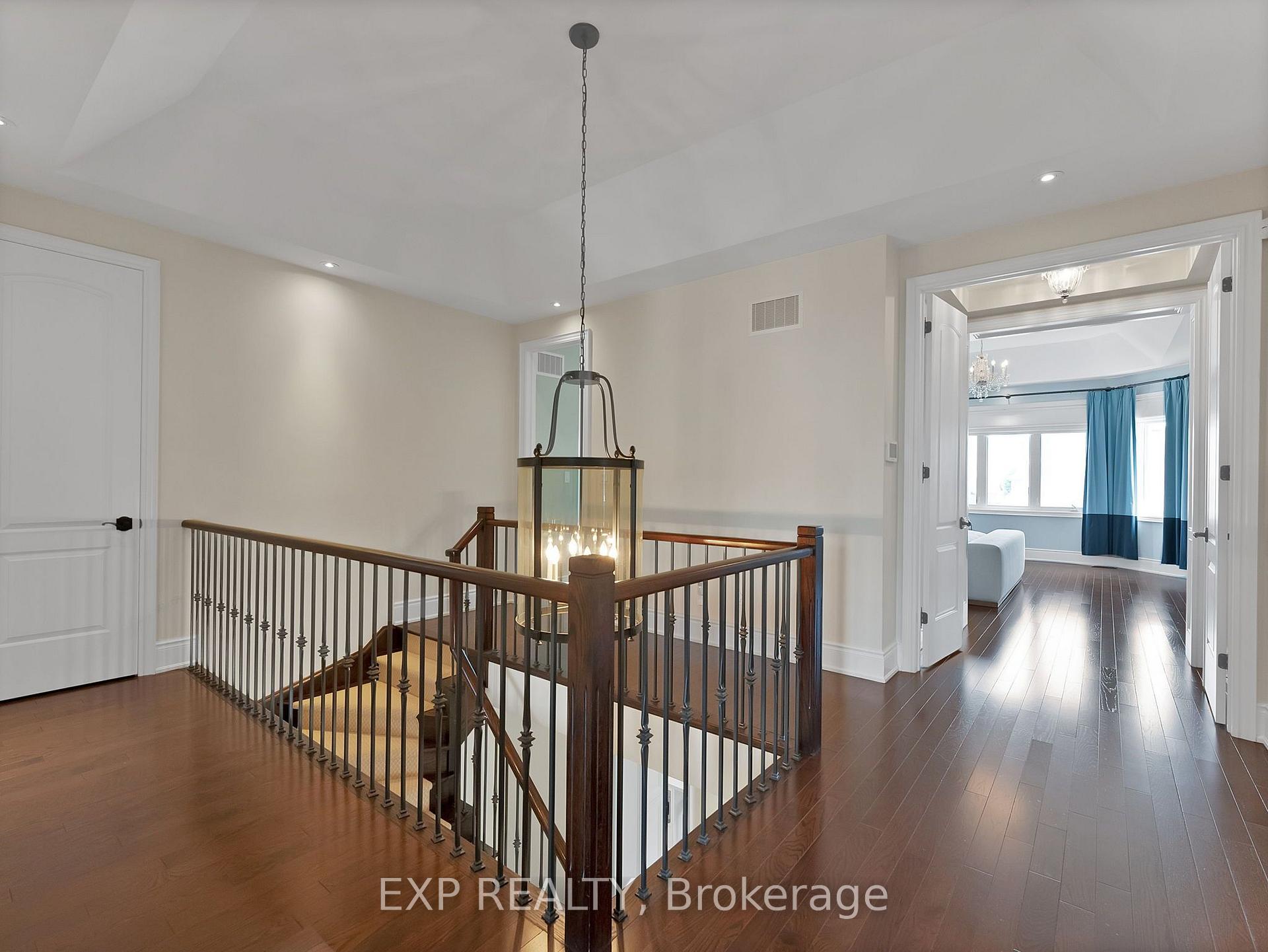 Photo 18 of 85 Royal West Road, Markham, Angus Glen — HOMEH