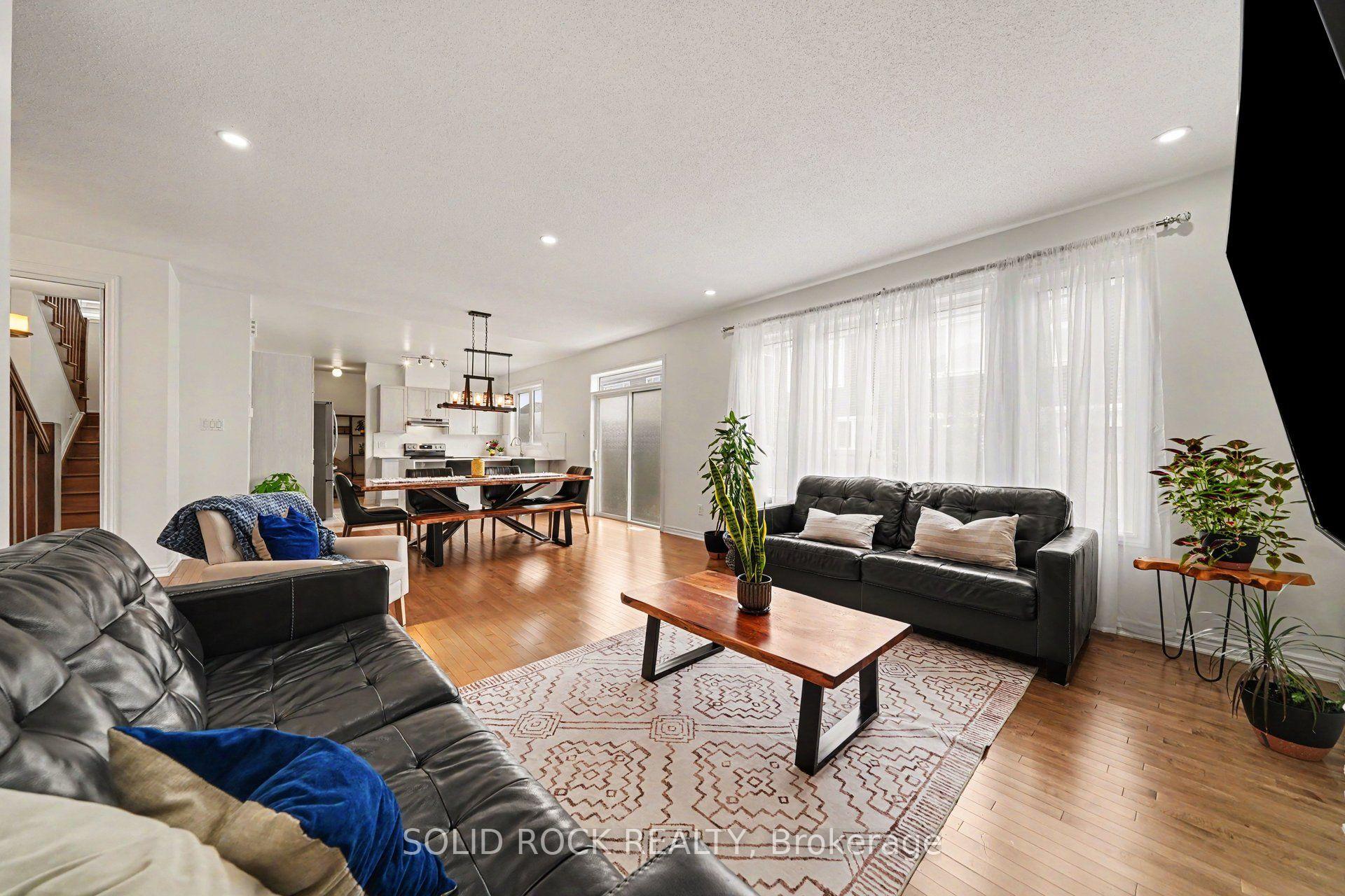 Photo 5 of 1011 Carden Lane, Ottawa, Chapel Hill South - Orleans Village — HOMEH