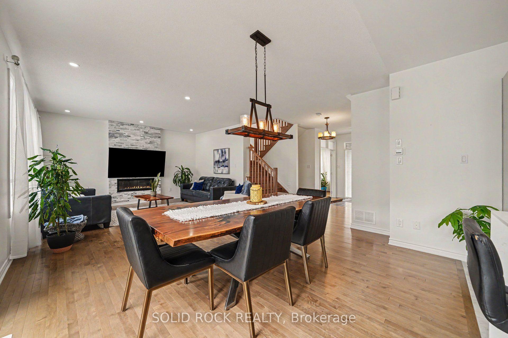 Photo 12 of 1011 Carden Lane, Ottawa, Chapel Hill South - Orleans Village — HOMEH